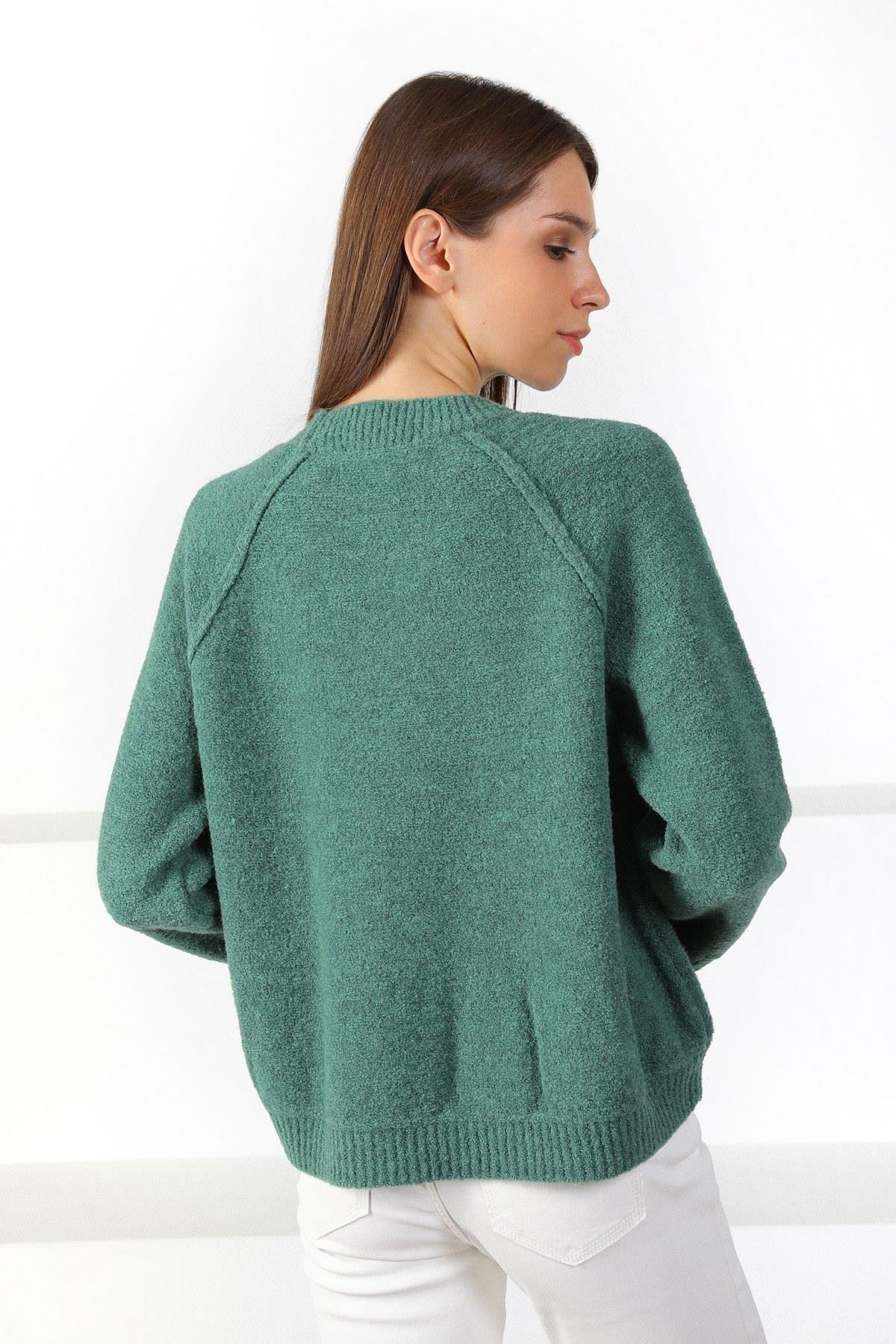 Ferraro Yesil Yumuşak Dokulu Basic Kadın Triko Kazak