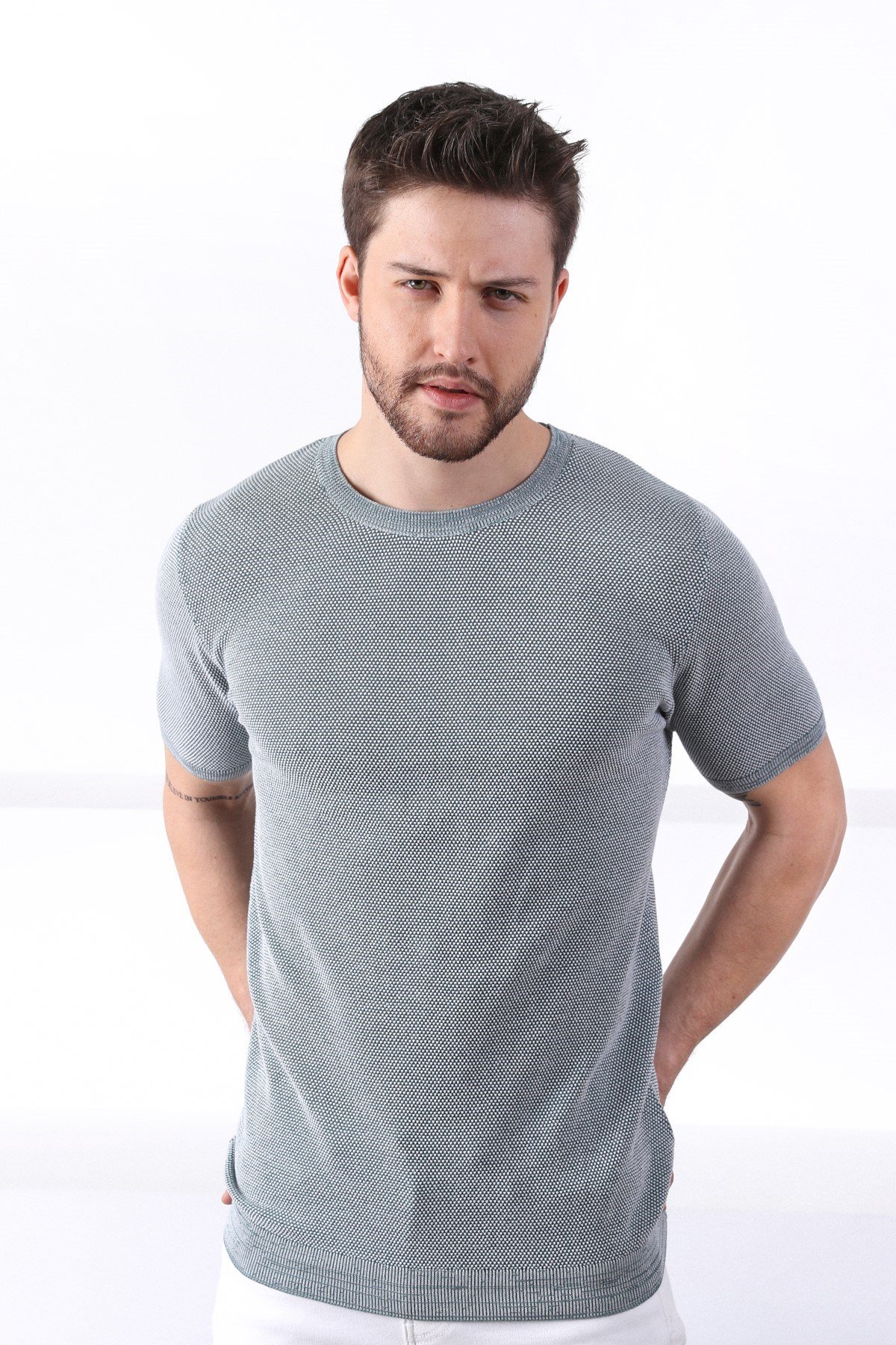 Ferraro Yeşil/Ekru Kuşgözü Desenli Bisiklet Yaka Erkek Triko T-Shirt