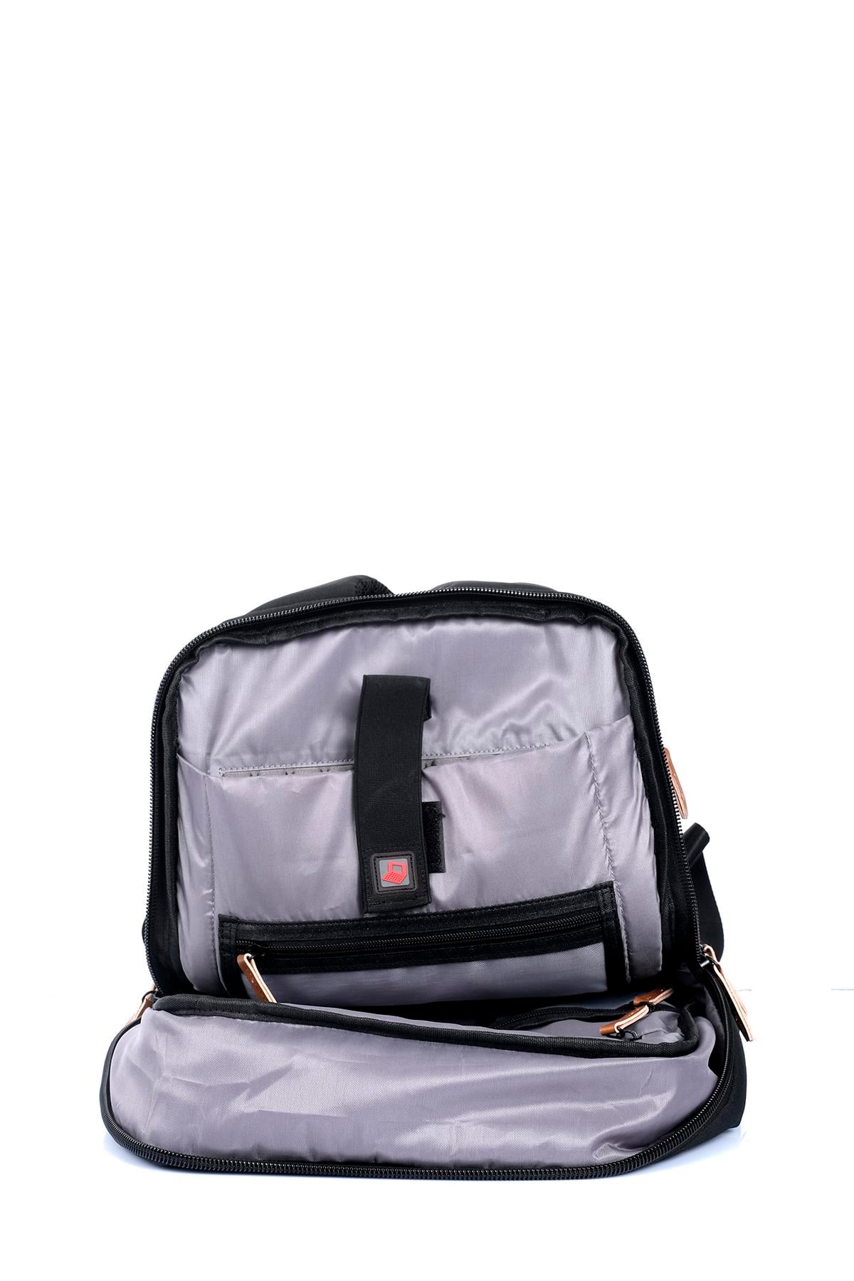 SİYAH ÇÇS 51147 15.6 inç LAPTOP SIRT ÇANTASI