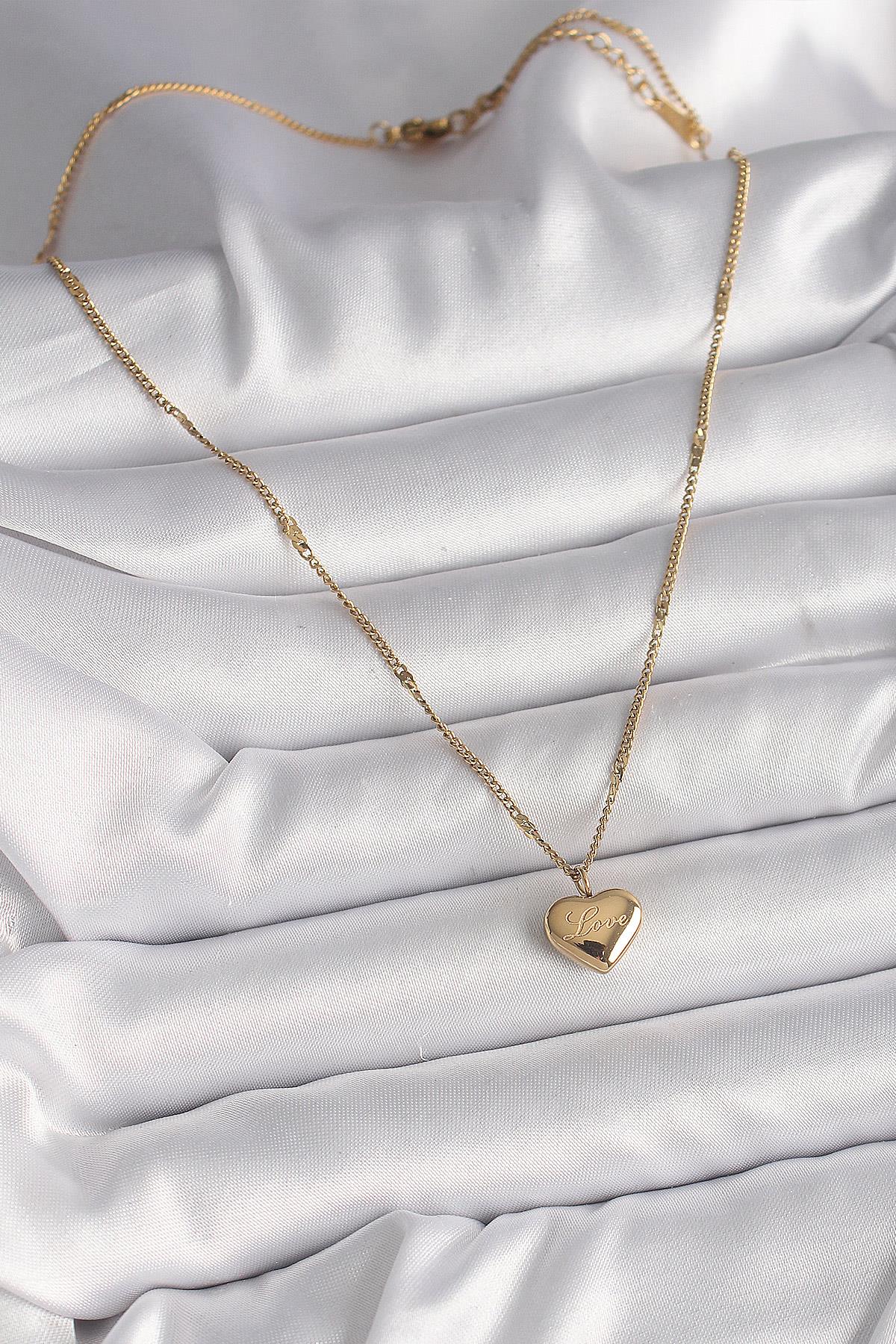 316L Çelik Gold Renk Zincir Love İşlemeli Kalp Figür Kadın Kolye