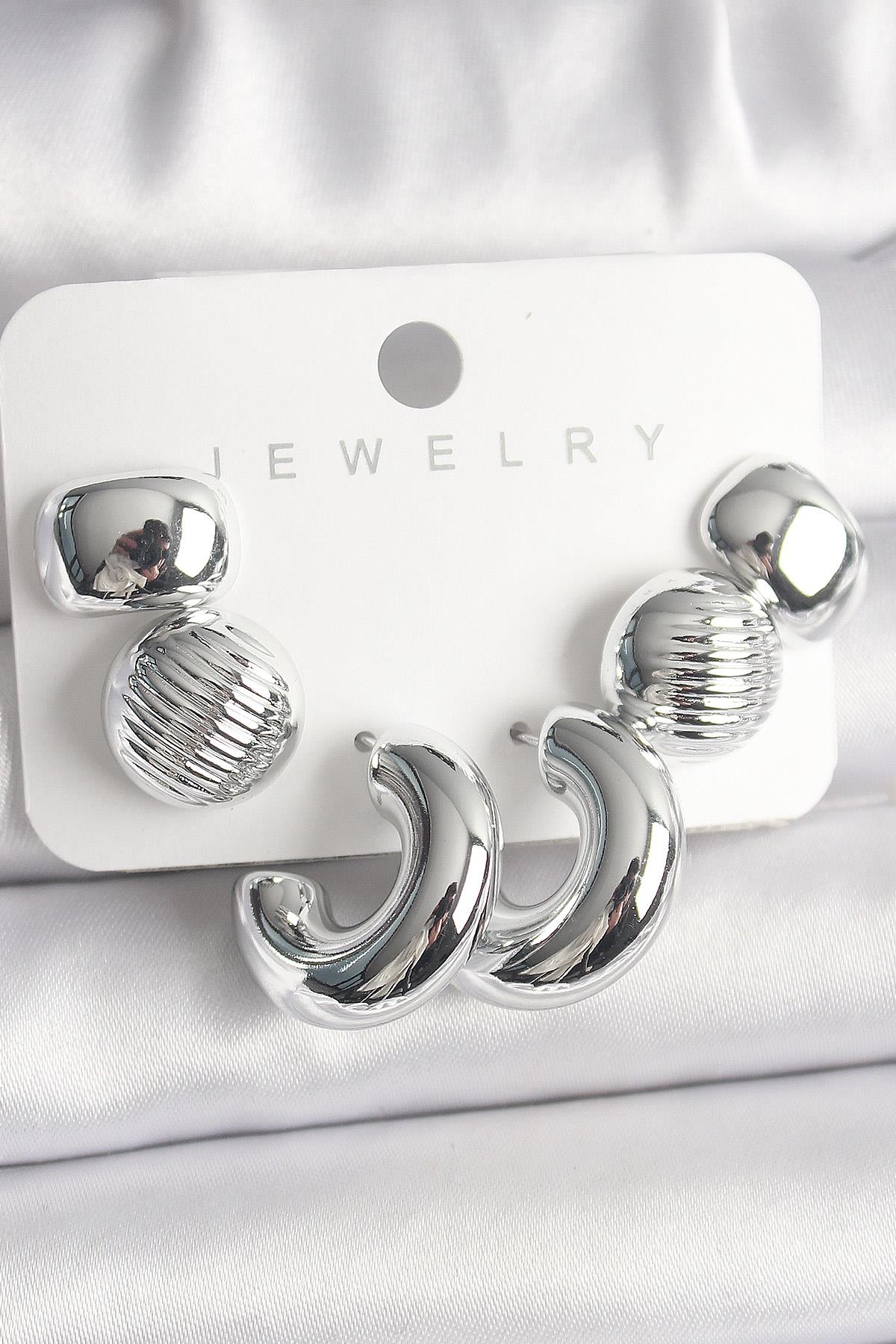 Gümüş Renk İşlemeli Daire Halka Model CCB Platik Kadın Küpe Seti