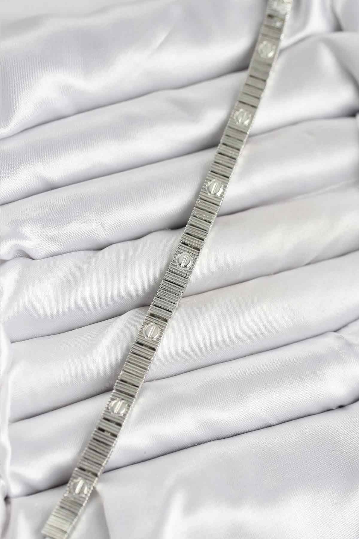 Gümüş Renk VIP Seri Bileklik