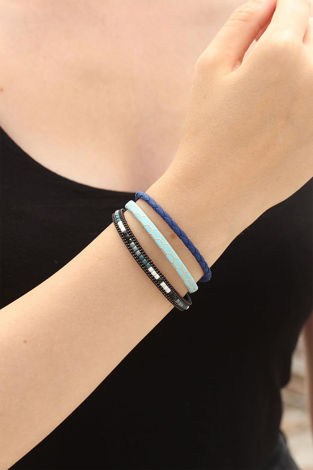 Mavi Renk Desenli Tasarımlı Taşlı Lacivert Örgü Model Kadın Deri Bileklik