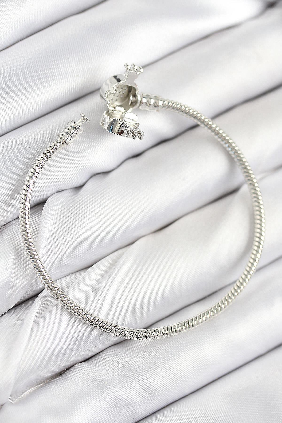 Pirinç Charm Zirkon Taşlı Taç Model Gümüş Renk Kadın Bileklik