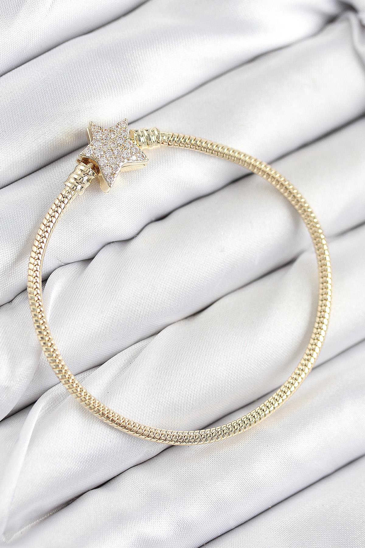 Pirinç Charm Zirkon Taşlı Yıldız Model Gold Renk Kadın Bileklik