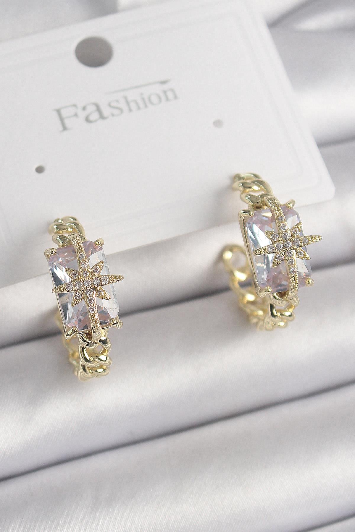 Pirinç Gold Renk Zirkon Taşlı Kutup Yıldızı İşlemeli Kadın Küpe