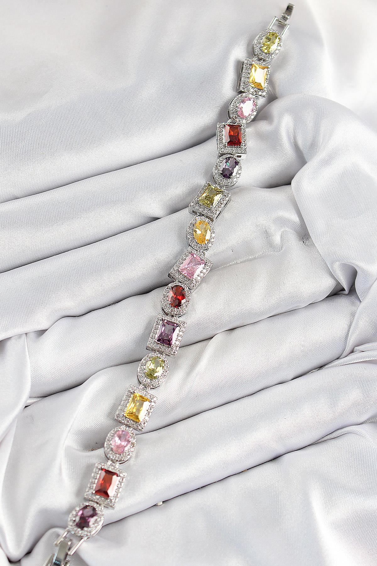 Pirinç Karışık Zirkon Taşlı Baget Model Gümüş Renk VIP Seri Kadın Bileklik