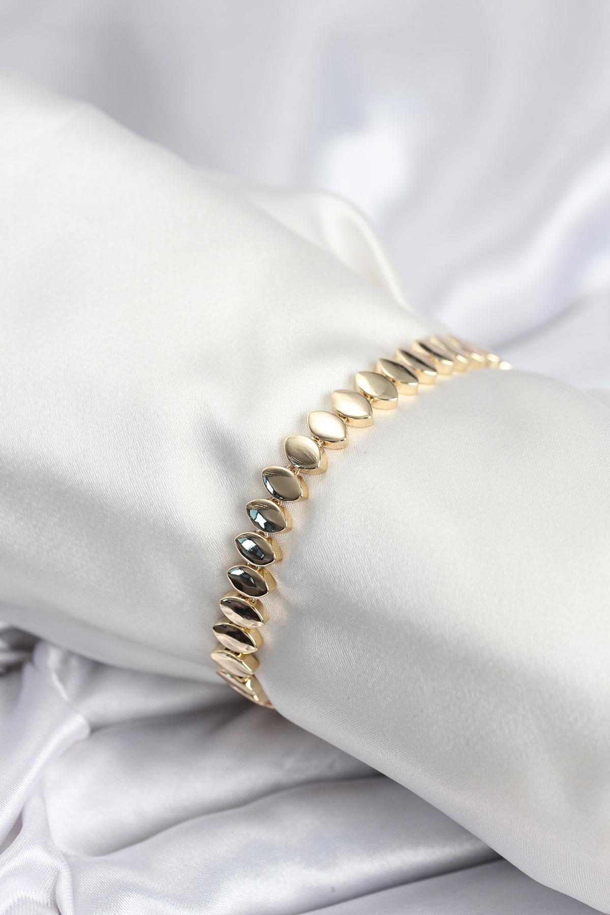 Pirinç VIP Seri Gold Renk Sıralı Arpa Model Kadın Bileklik