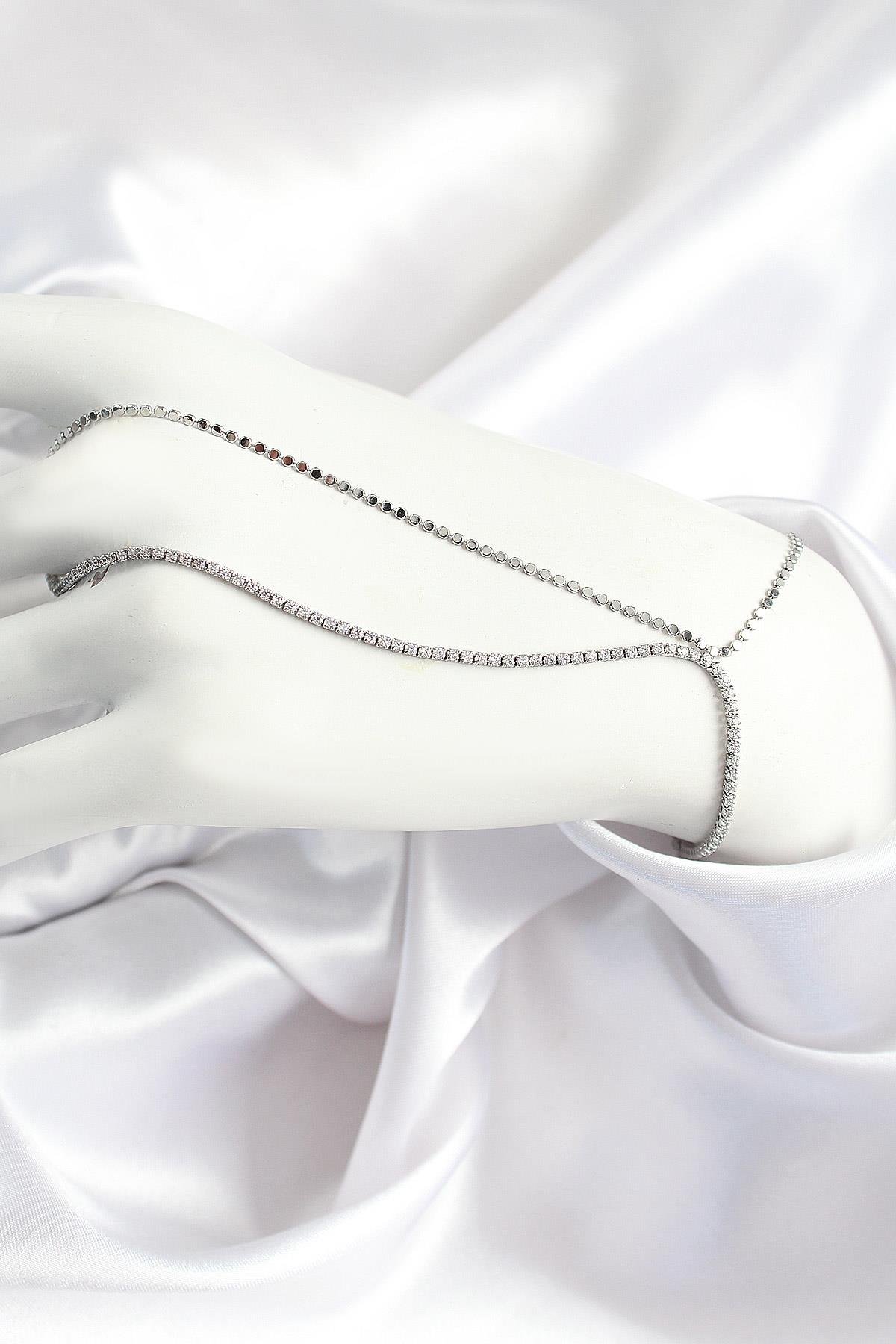 Pirinç Zirkon Taşlı Ezme Zincir Model Gümüş Renk Kadın Şahmeran