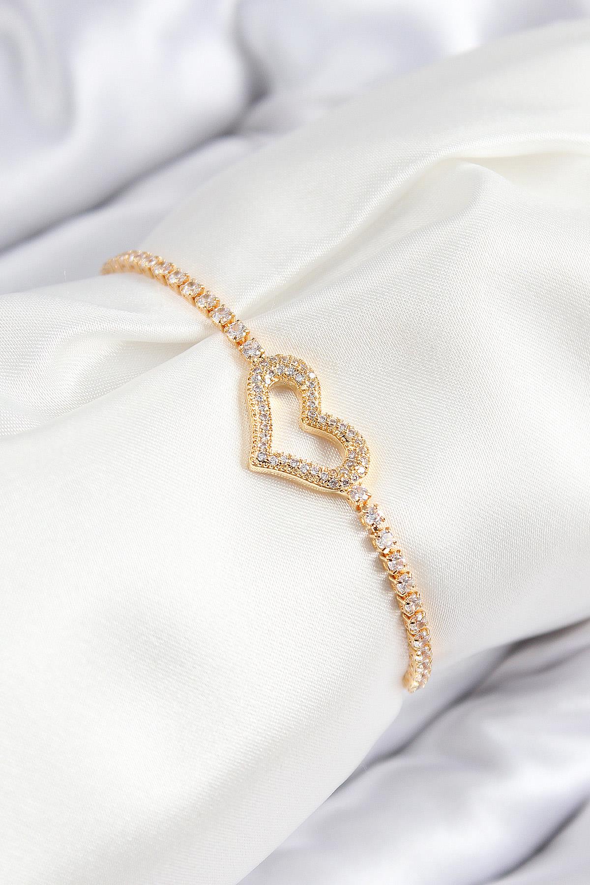 Pirinç Zirkon Taşlı Kalp Model Gümüş Renk Asansörlü Kadın Bileklik