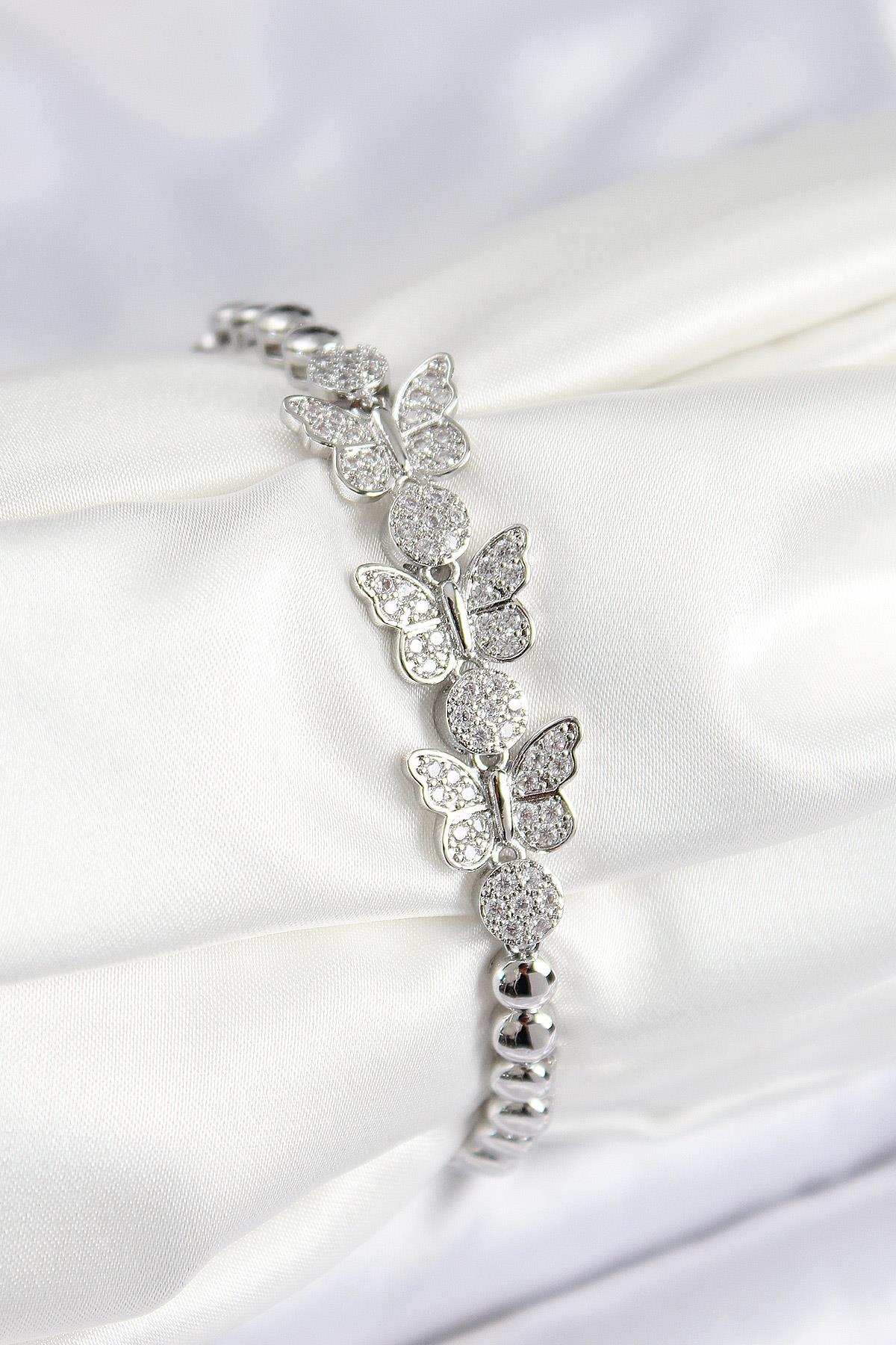 Pirinç Zirkon Taşlı Kelebek Model Gümüş Renk Kadın Bileklik