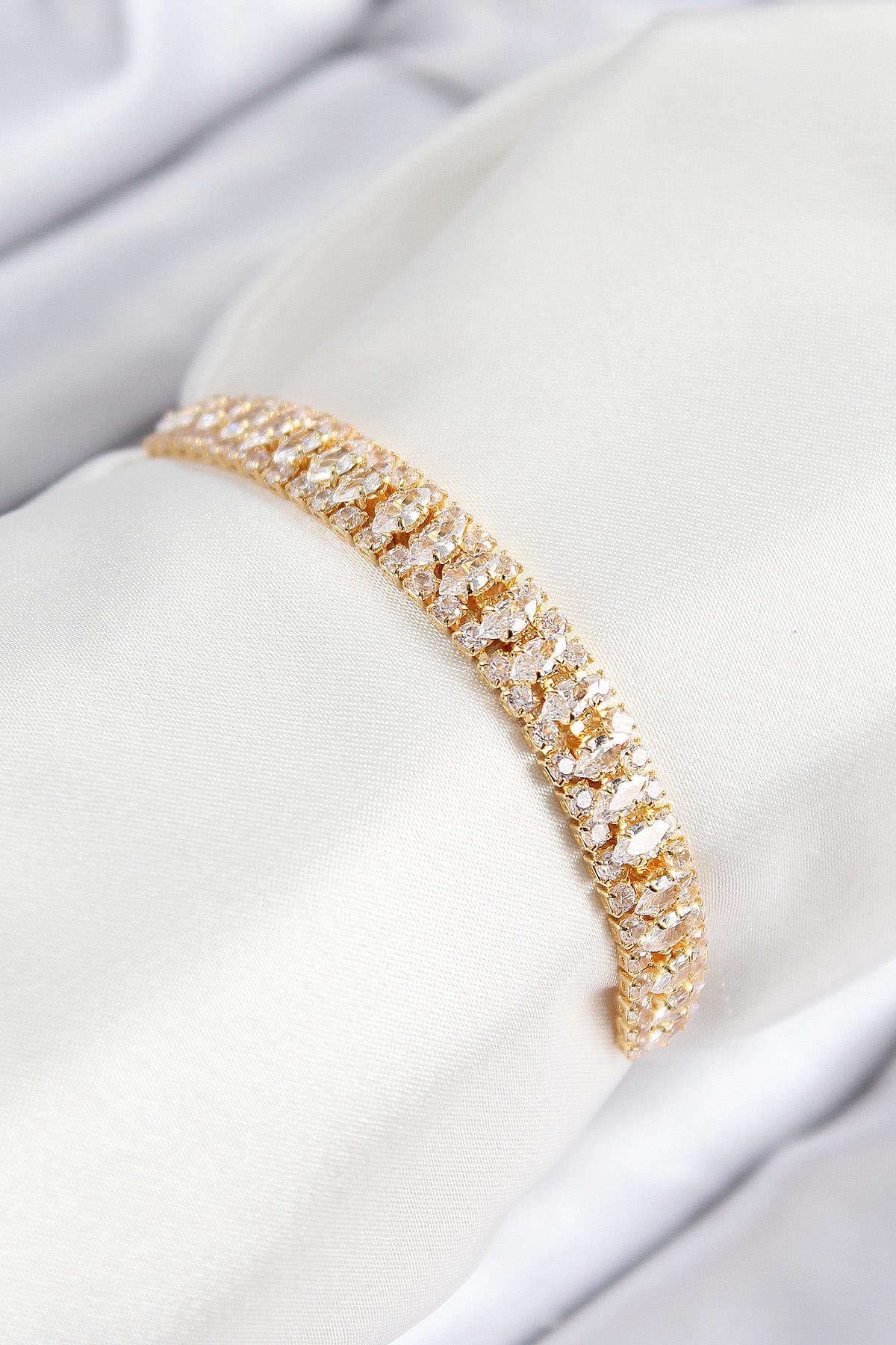 Pirinç Zirkon Taşlı Tennıs Model Gold Renk Asansörlü Kadın Bileklik