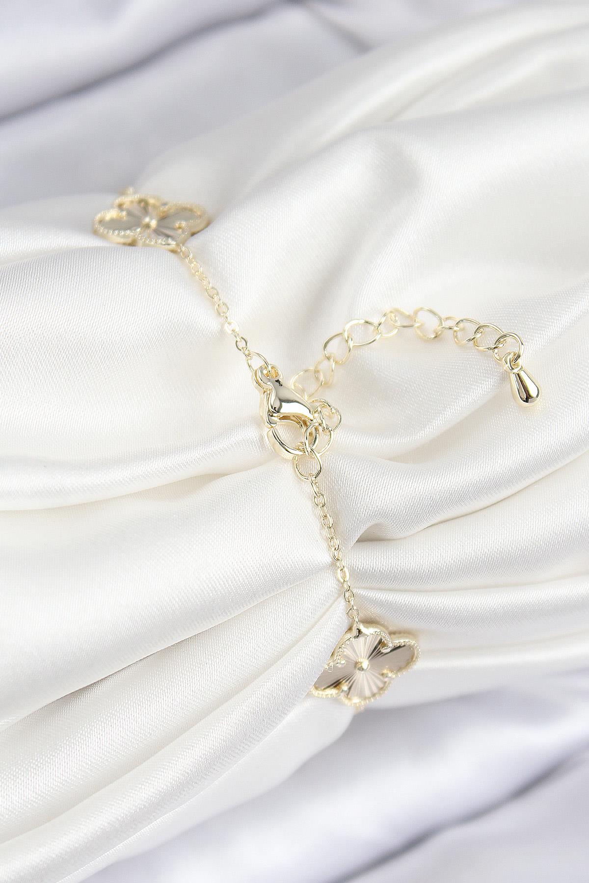 VIP Pirinç Yonca Model Gold Renk Kadın Bileklik