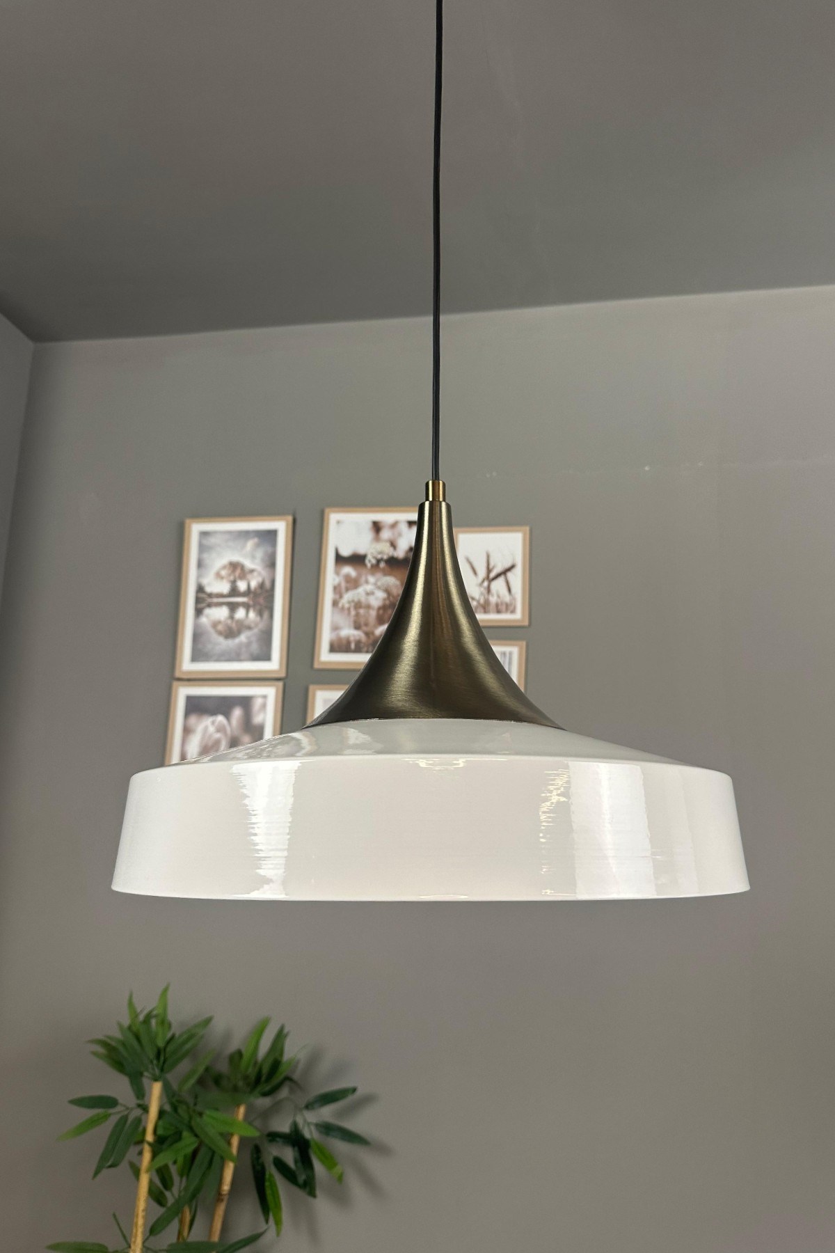 Açe Beyaz Tekli Eskitme Kubbe Başlık Avize Retro Sarkıt Ofis Showroom Salon Mutfak Avizeleri