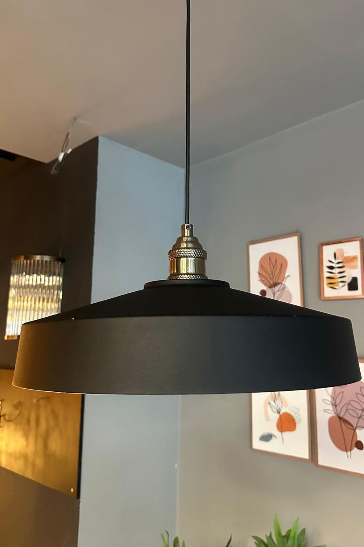 Açe Siyah Tekli Eskitme Lale Başlık Avize Retro Sarkıt Ofis Showroom Salon Mutfak Avizeleri