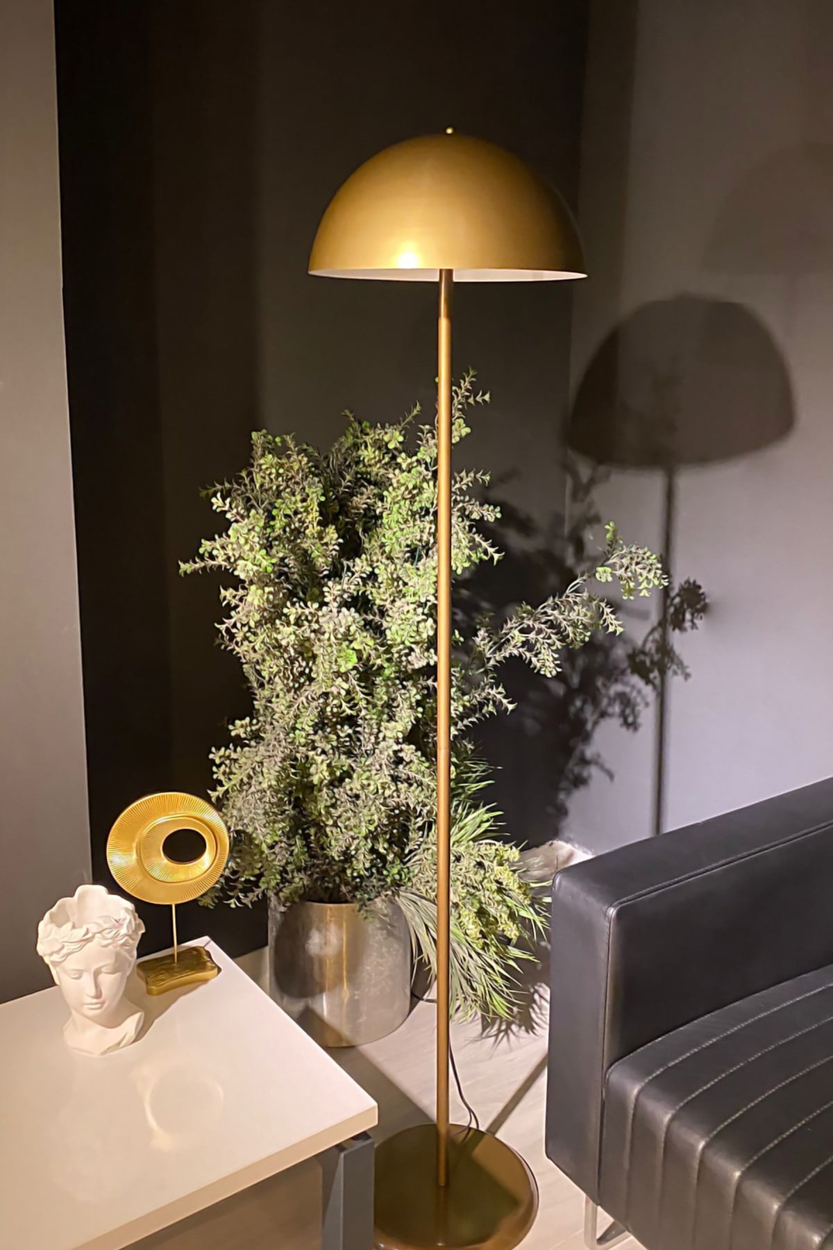 Bamyum Eskitme Lambader Modern Dekoratif Metal Salon Hol Oturma Odası Çalışma Odası Zemin Lambası