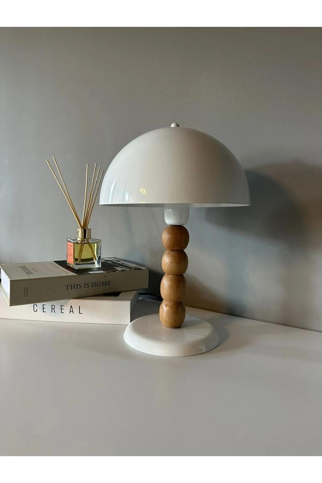 Beyaz Mantar Masa Lambası Dekoratif Abajur Çocuk Odası Başucu Lambası Okuma Lambası