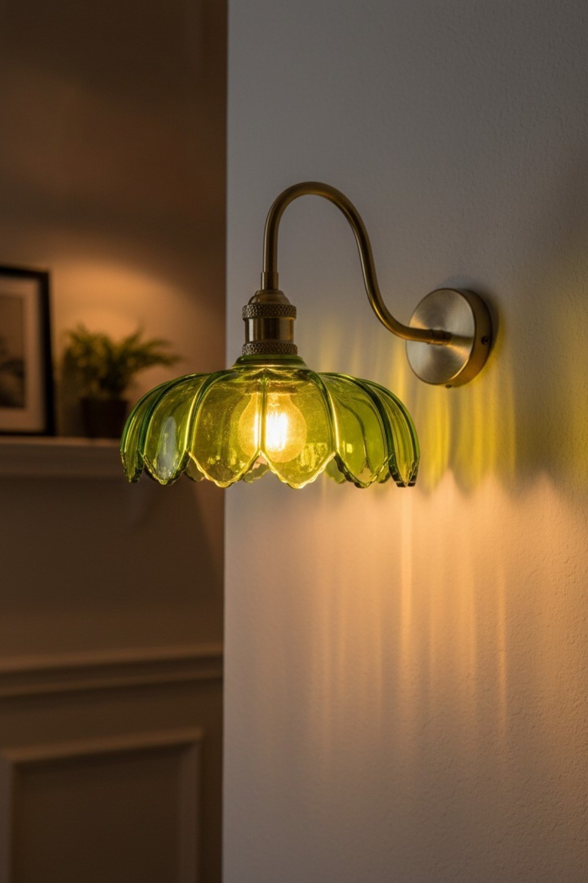 Bloom Yeşil Cam Aplik Duvar Lambası Modern Otel Cafe Vintage Salon Yatak Odası Merdiven Retro
