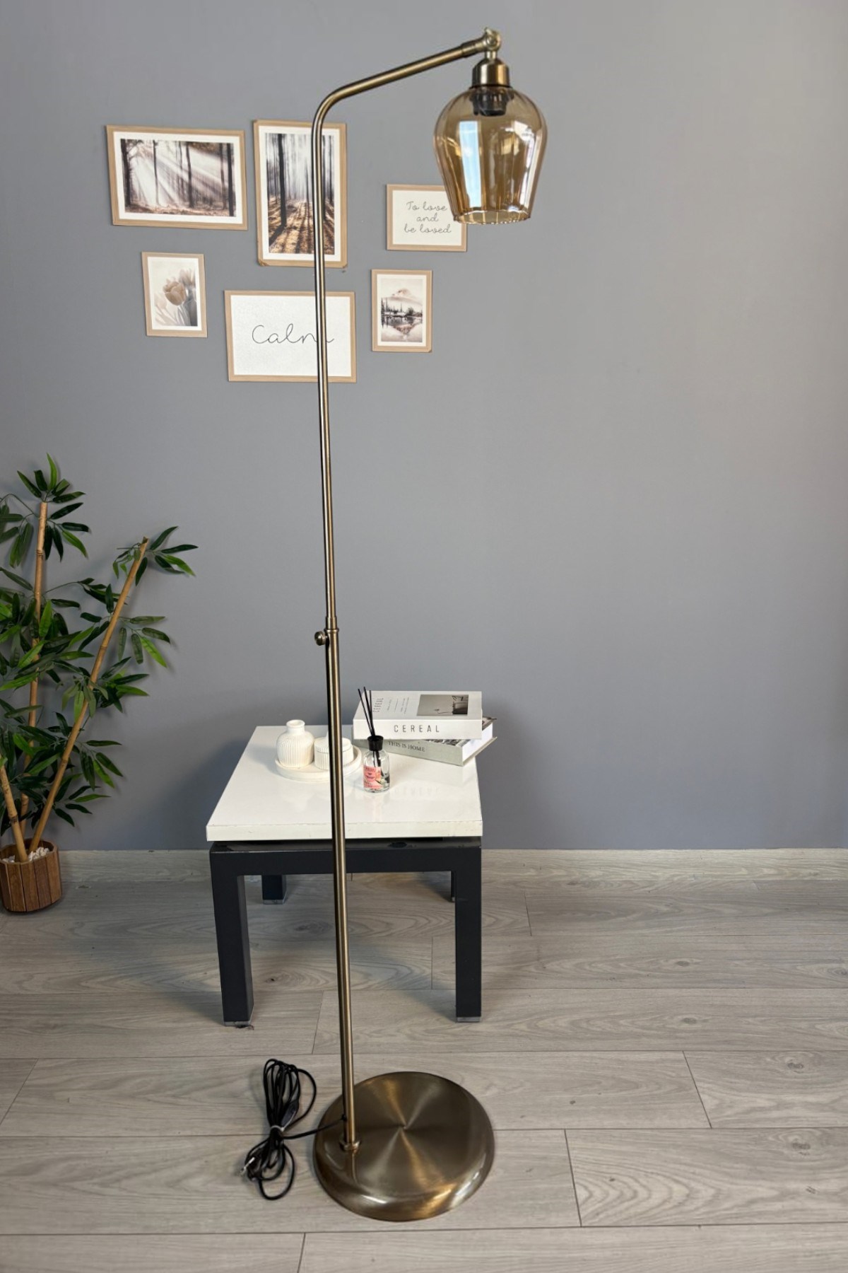 Clupe Bal Rengi Cam Modern Düz Gövde Lambader Otel Cafe Vintage Salon Yatak Odası Merdiven Retro