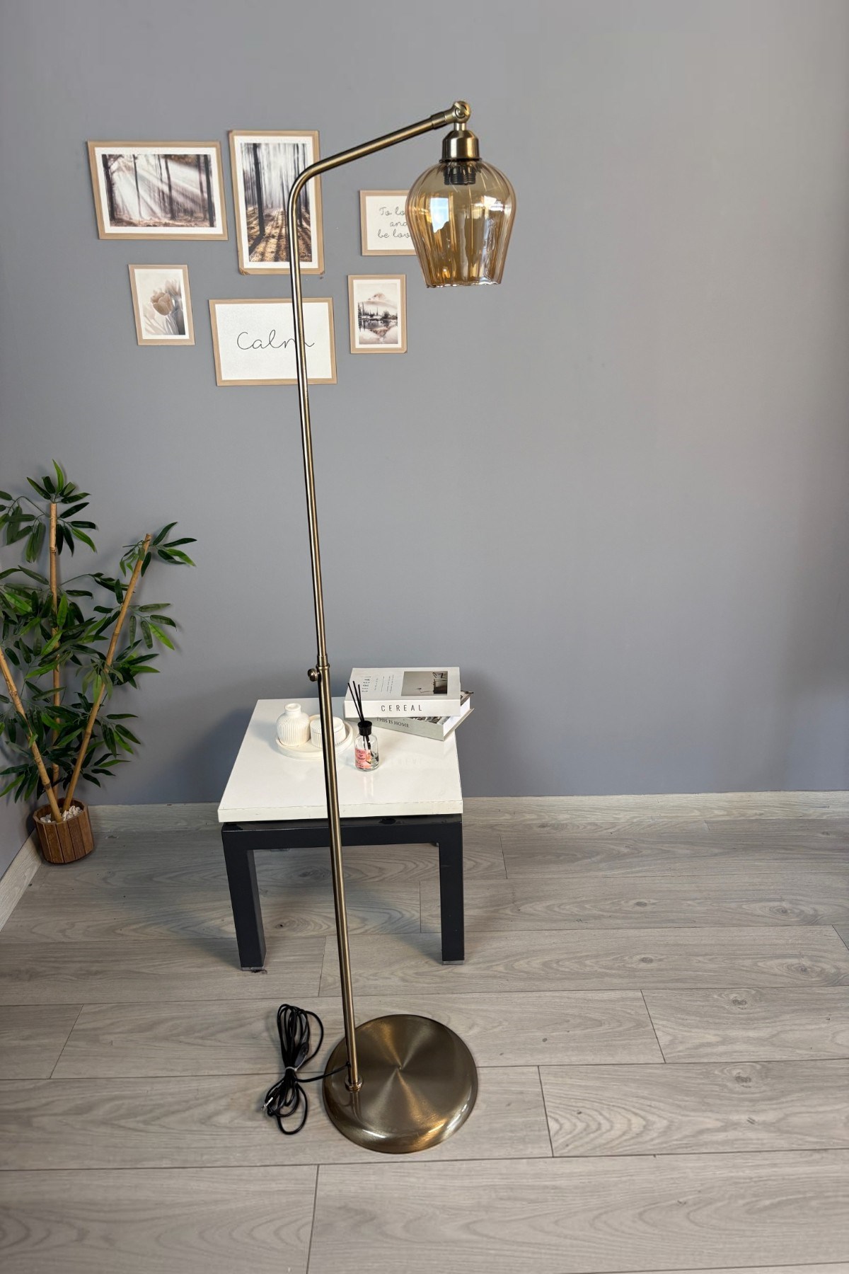Clupe Bal Rengi Cam Modern Düz Gövde Lambader Otel Cafe Vintage Salon Yatak Odası Merdiven Retro