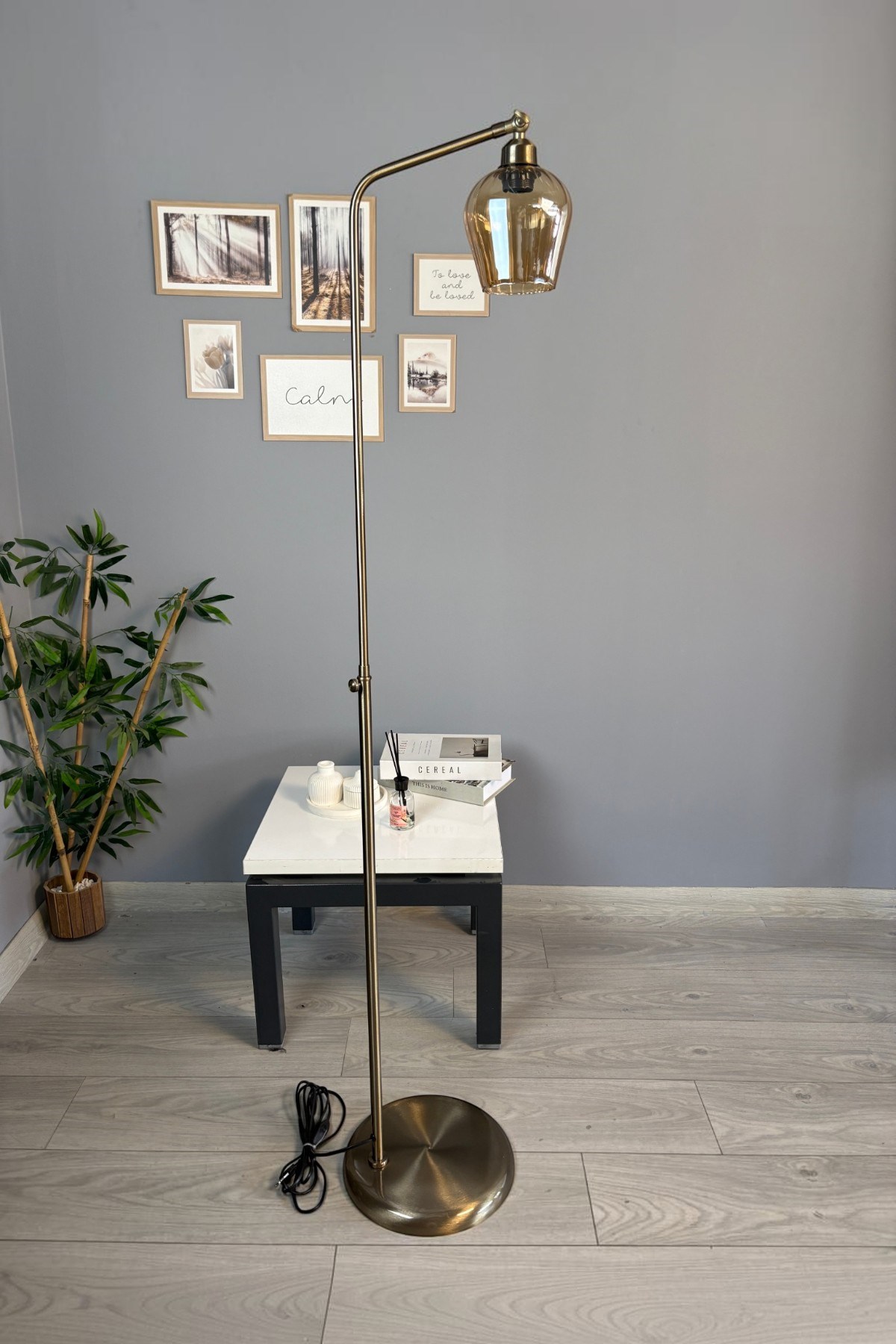 Clupe Bal Rengi Cam Modern Düz Gövde Lambader Otel Cafe Vintage Salon Yatak Odası Merdiven Retro