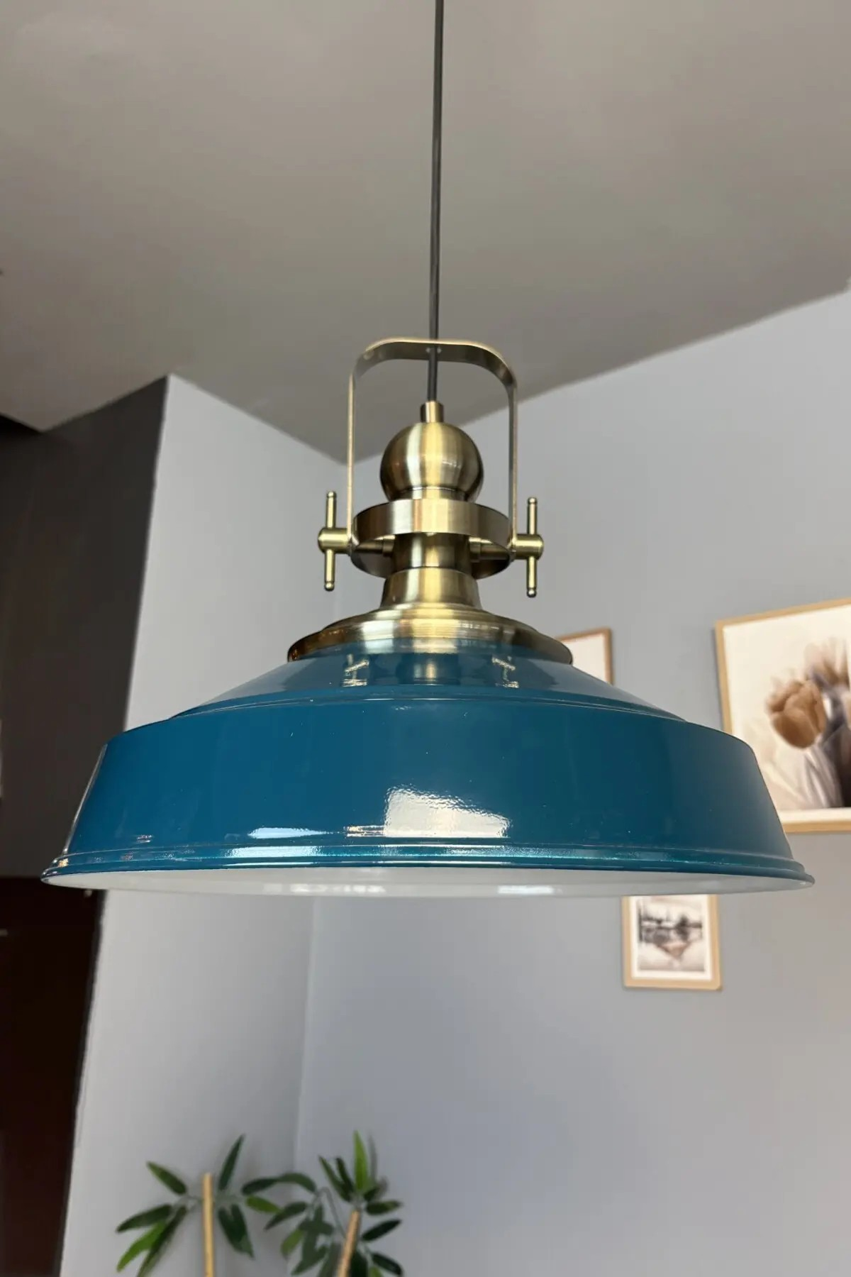 Deniz Yeşili Asaletli Tekli Avize Eskitme Başlık Retro Sarkıt Lamba Restoran Cafe Salon Avizeleri