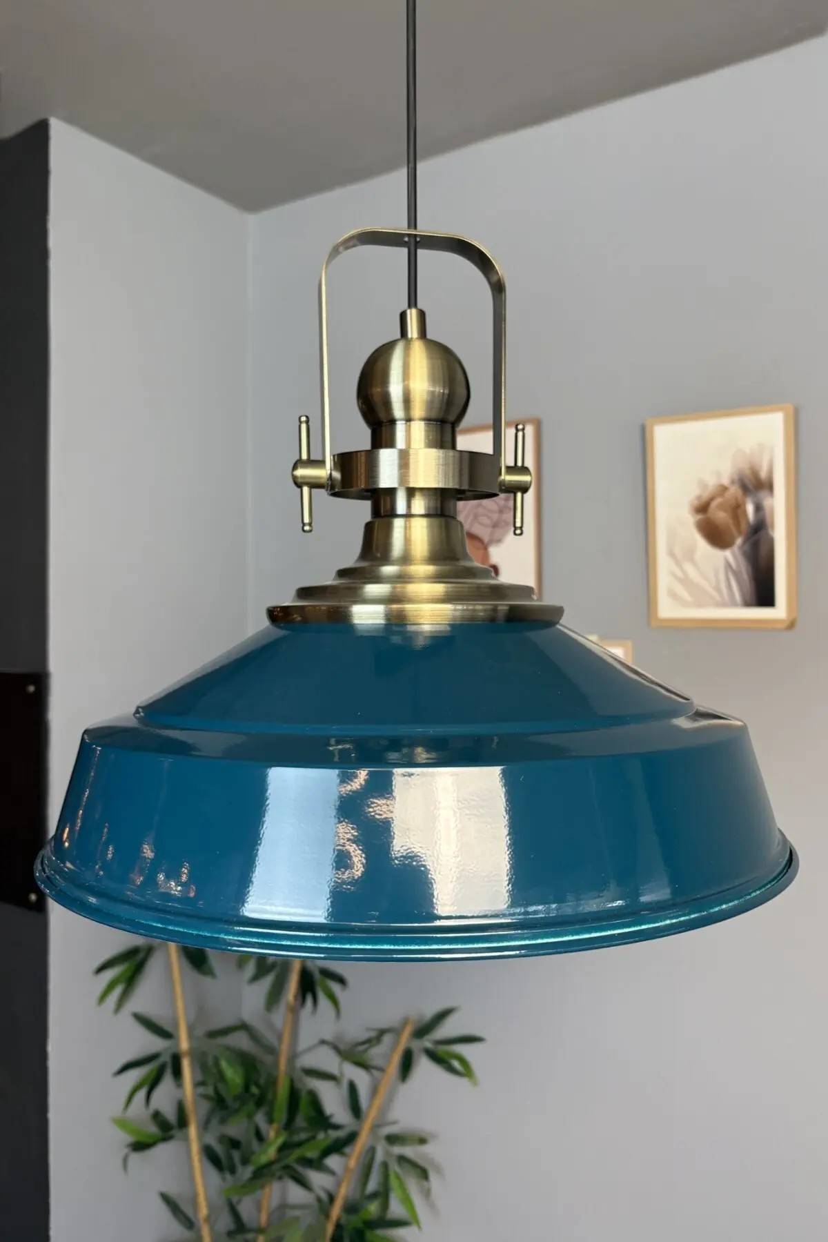 Deniz Yeşili Asaletli Tekli Avize Eskitme Başlık Retro Sarkıt Lamba Restoran Cafe Salon Avizeleri