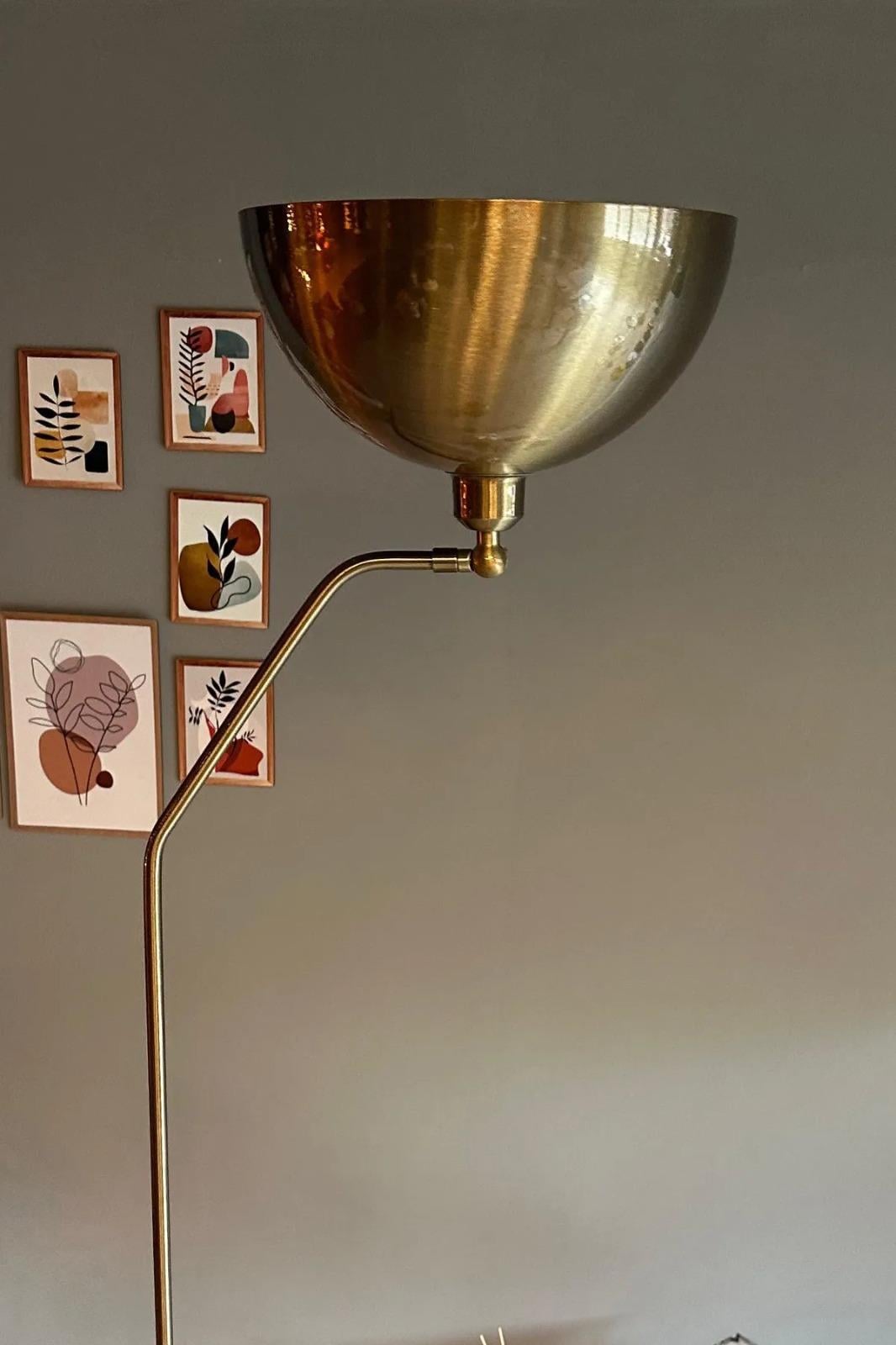 Dimmerli Işığı Ayarlanabilen Işığı Artırılıp Azaltılabilen Eskitme Hareketli Başlık Metal Lambader