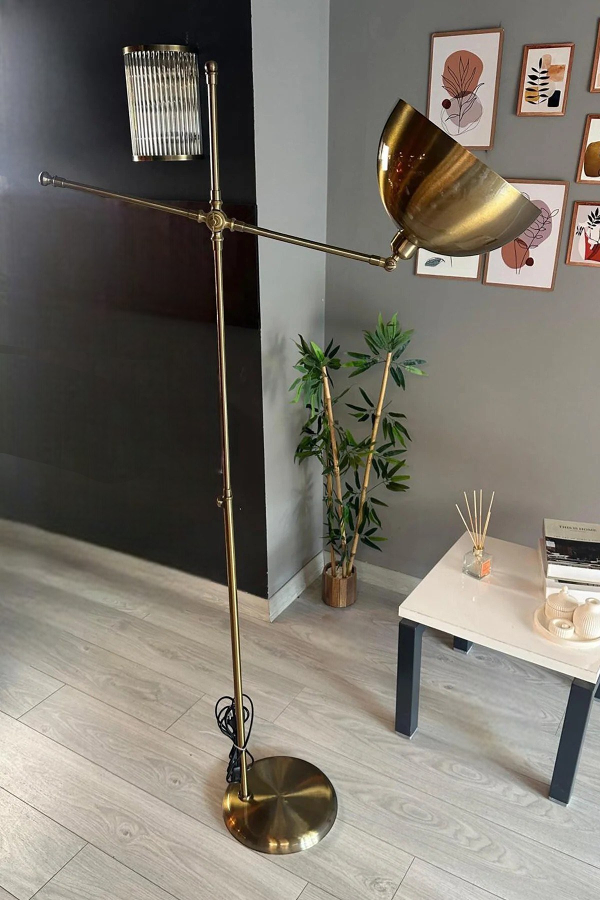Dimmerli Işığı Ayarlanabilen Işığı Artırılıp Azaltılabilen Eskitme Metal Lambader