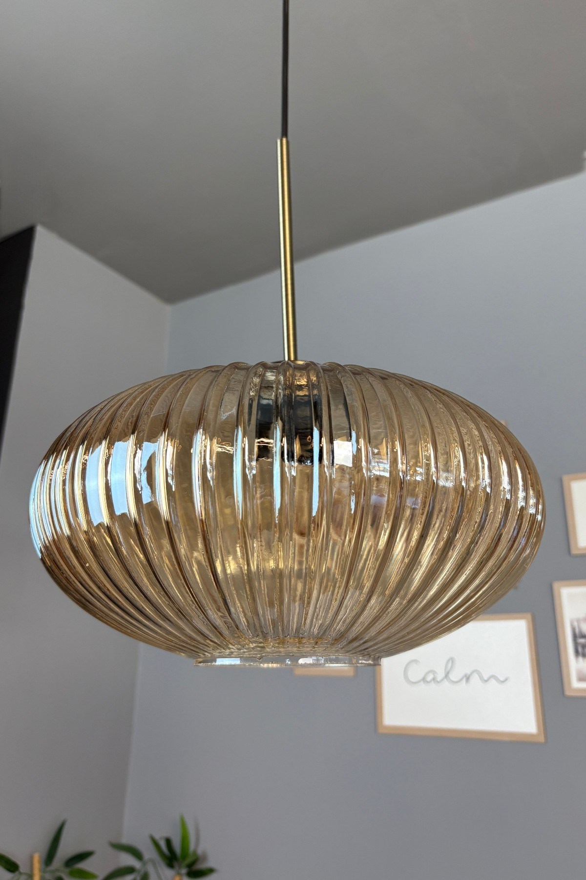 Elegant Cam Bal Rengi Tekli Avize İnce Eskitme Başlık Sarkıt Lamba Restoran Salon Aydınlatma
