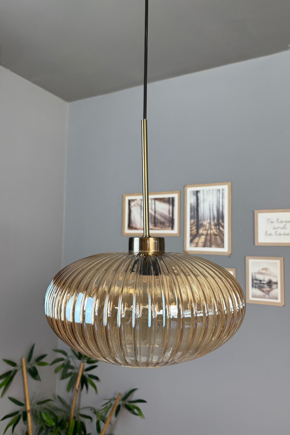 Elegant Cam Bal Rengi Tekli Avize İnce Eskitme Başlık Sarkıt Lamba Restoran Salon Aydınlatma