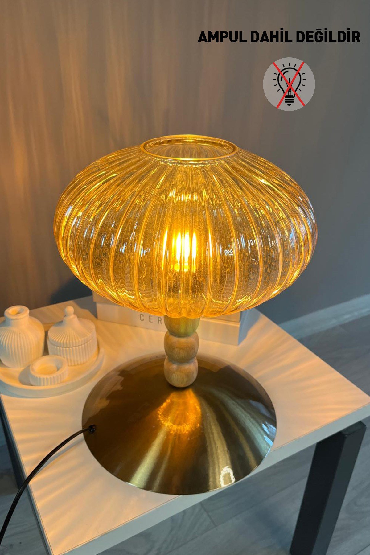 Elegant Cam Bal Rengi Üç Boncuk Masa Lambası Dekoratif Masaüstü Aydınlatma Yatak Odası Başucu Lamba