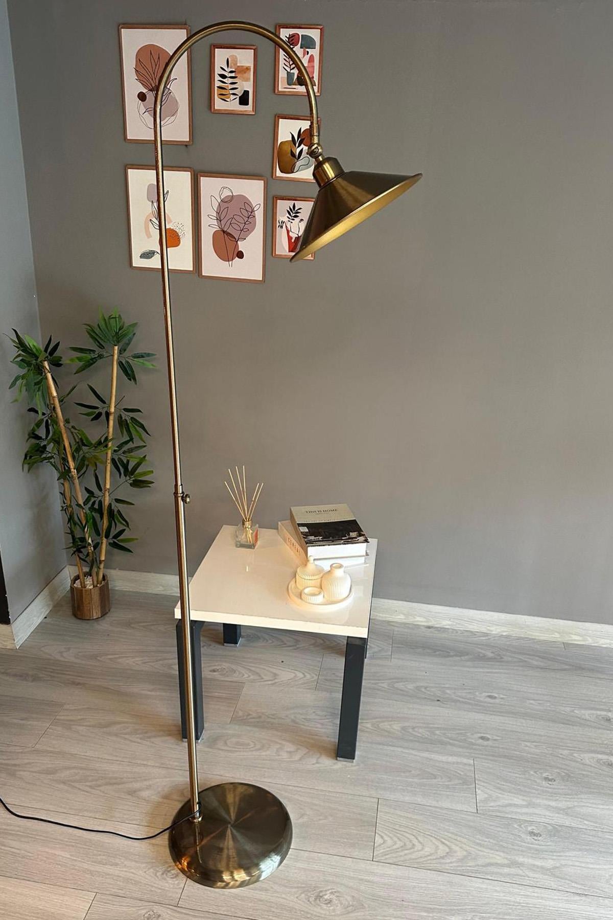 Eskitme Lambader Hareketli Başlık Modern Dekoratif Metal Salon Oturma Odası Çalışma Odası Lambası