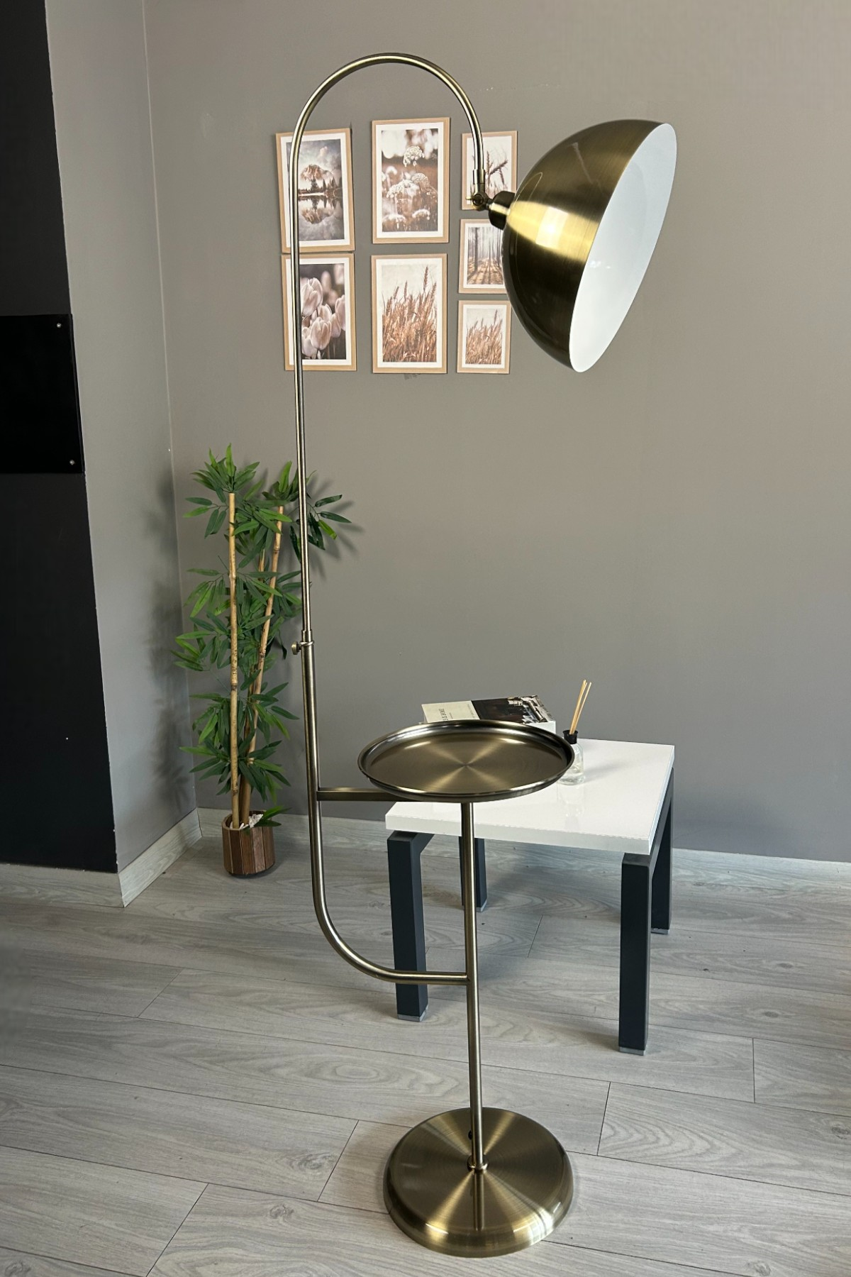 Eskitme lambader Hareketli Başlık Sehpalı Modern Dekoratif Metal Oturma Odası Çalışma Odası