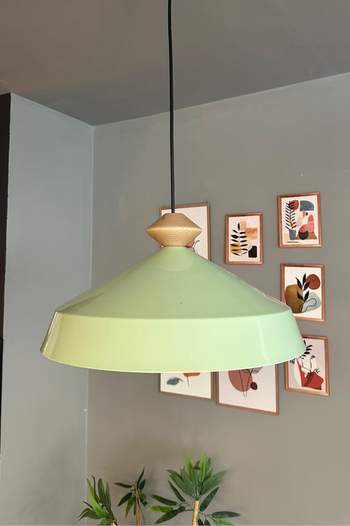 Lema Mint Tekli Avize Ahşap Topaç Başlık Sarkıt Lamba Restoran Cafe Salon Avizeleri