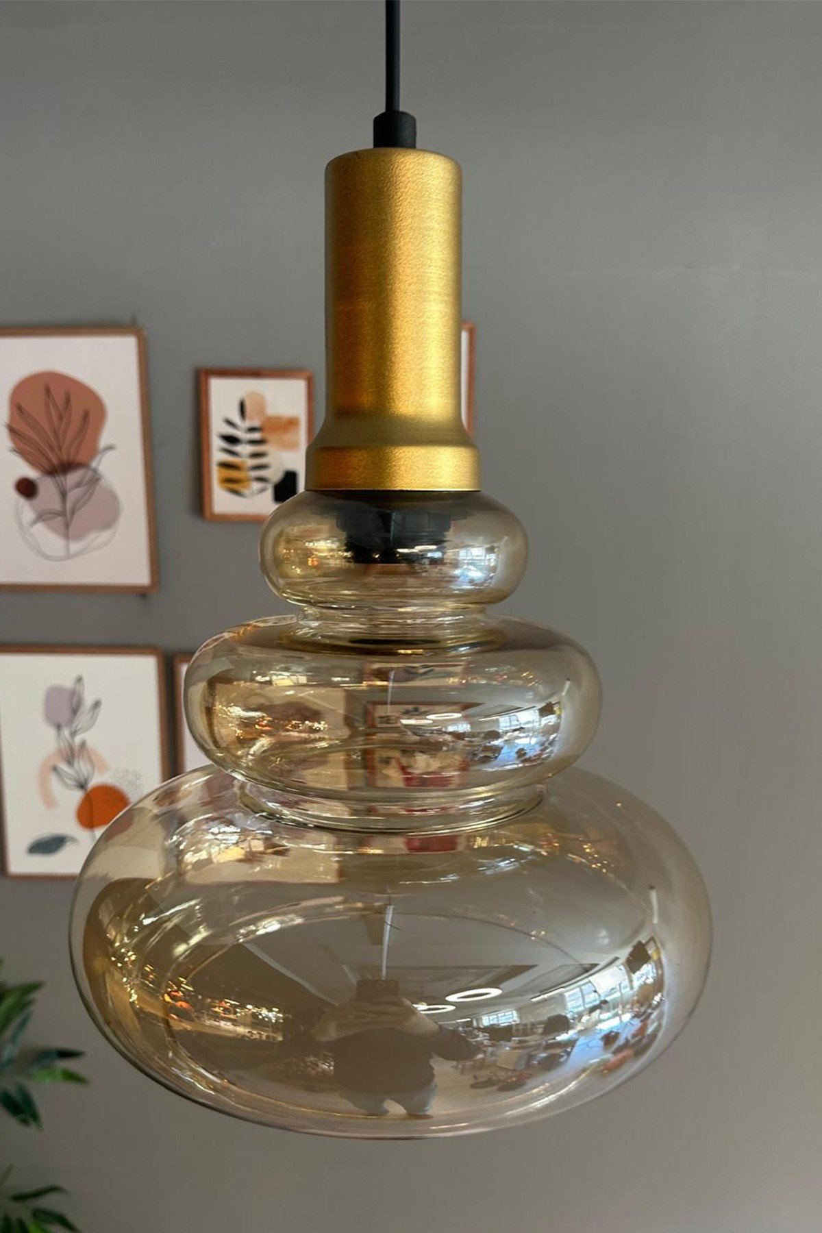 Lily Cam Bal Rengi Tekli Avize Gold Fener Başlık Retro Sarkıt Lamba Restoran Salon Aydınlatma
