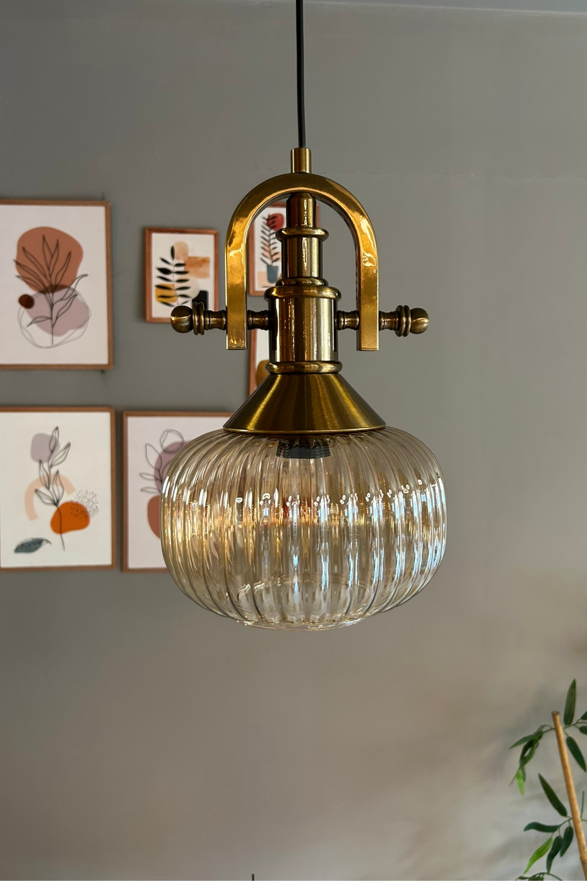 Mola Cam Bal Rengi Tekli Avize Gemici Eskitme Başlık Retro Sarkıt Lamba Restoran Salon Aydınlatma