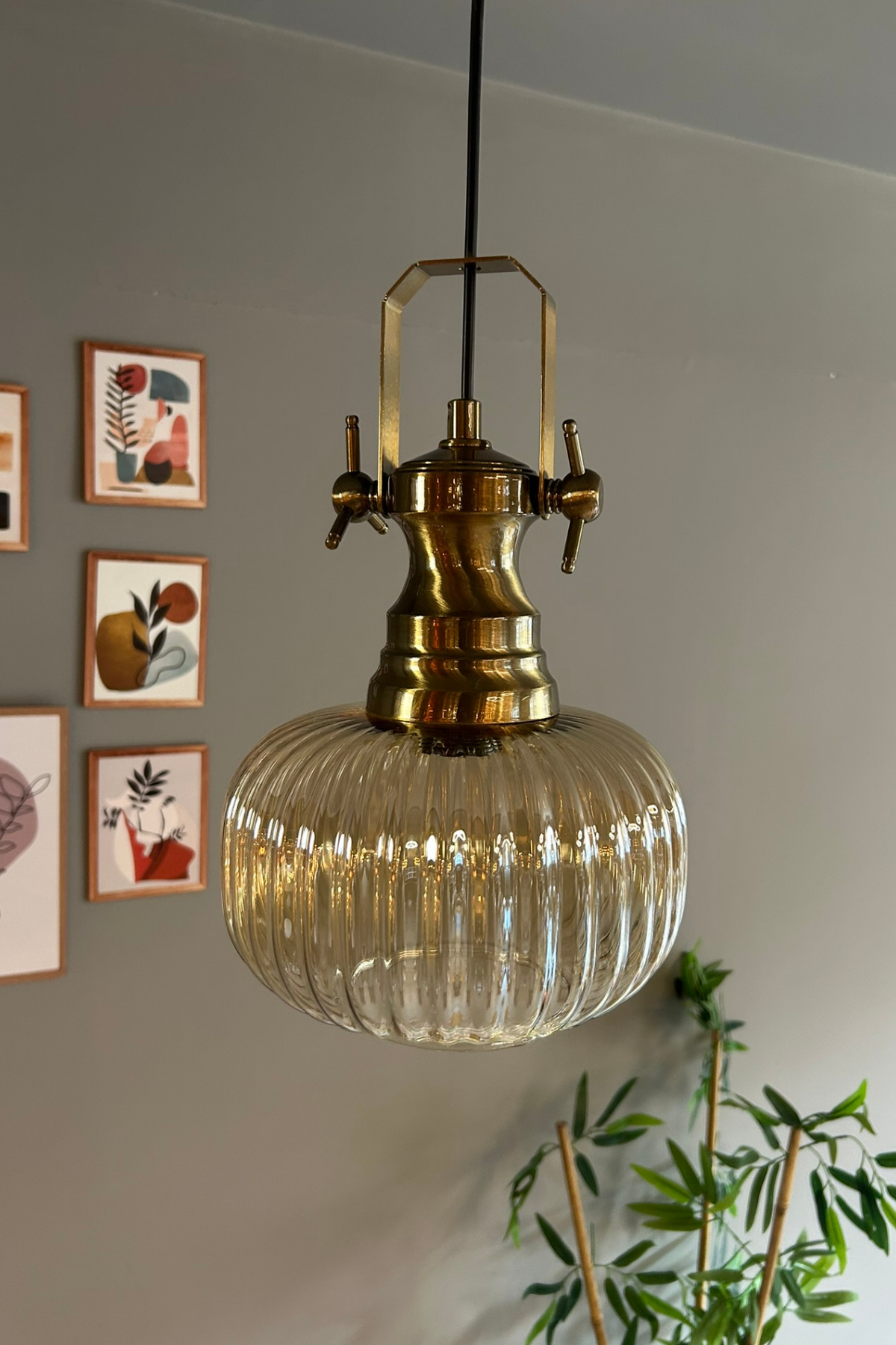 Mola Cam Bal Rengi Tekli Avize Yeni Eskitme Başlık Retro Sarkıt Lamba Restoran Salon Aydınlatma