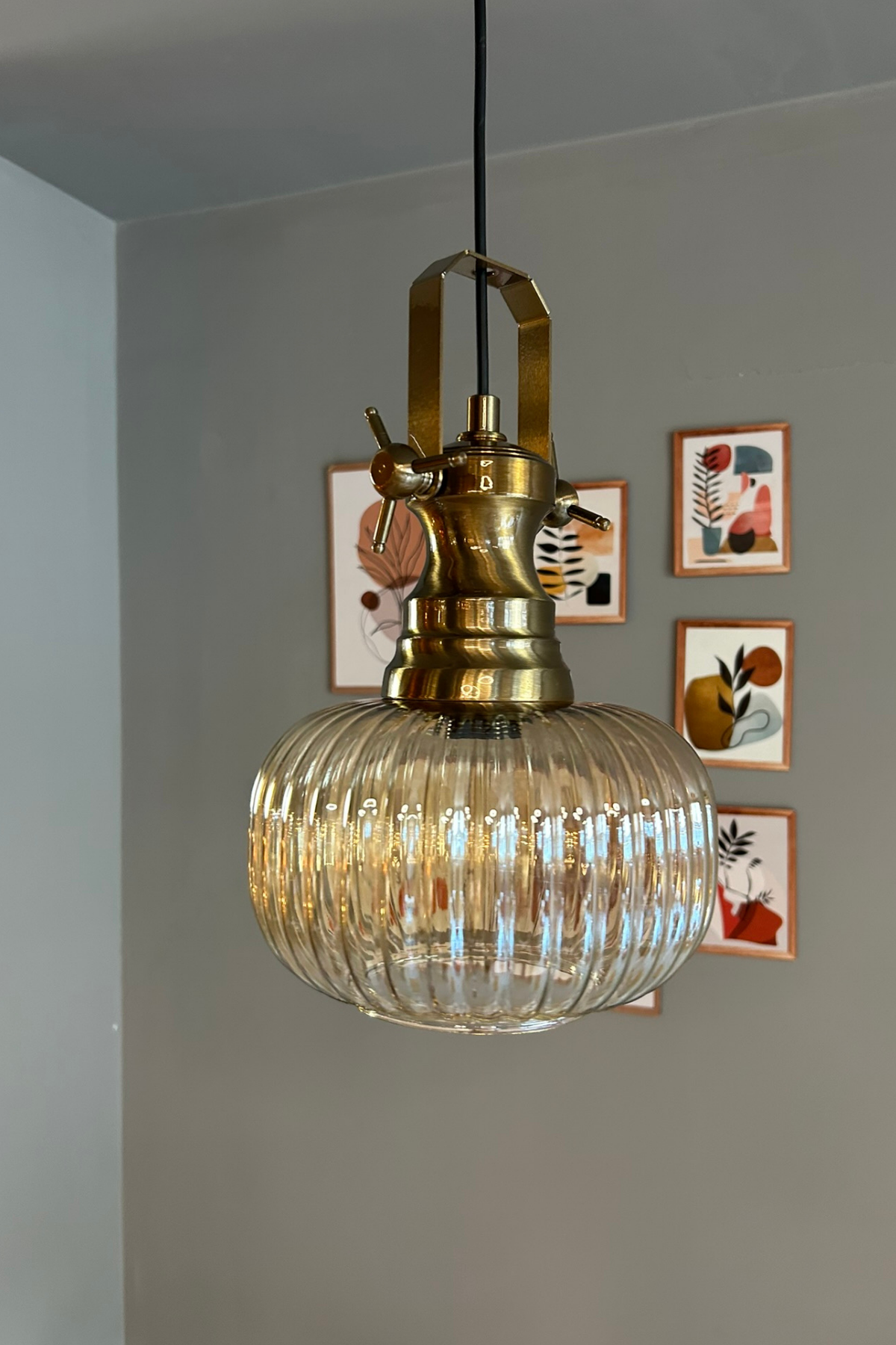Mola Cam Bal Rengi Tekli Avize Yeni Eskitme Başlık Retro Sarkıt Lamba Restoran Salon Aydınlatma