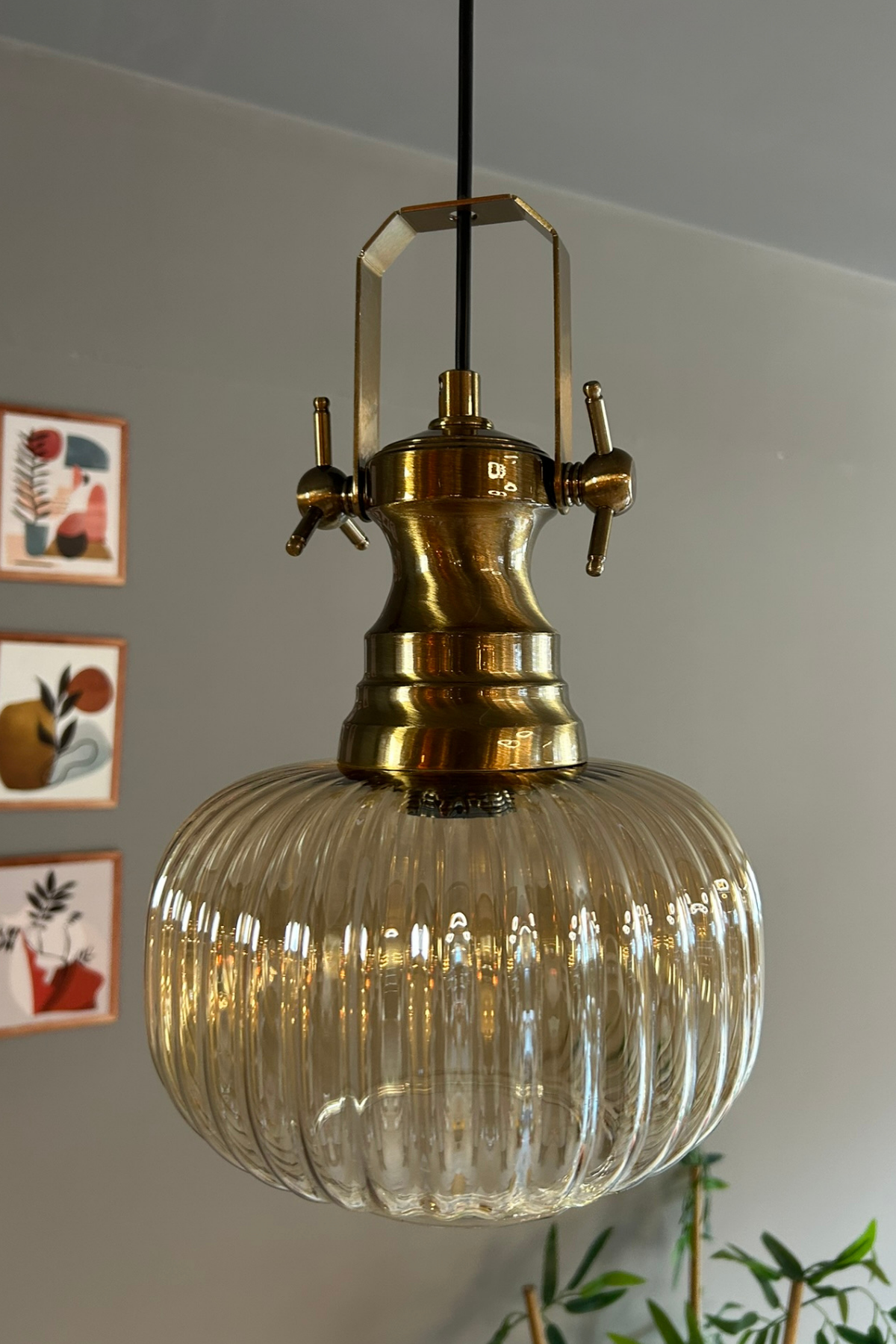 Mola Cam Bal Rengi Tekli Avize Yeni Eskitme Başlık Retro Sarkıt Lamba Restoran Salon Aydınlatma