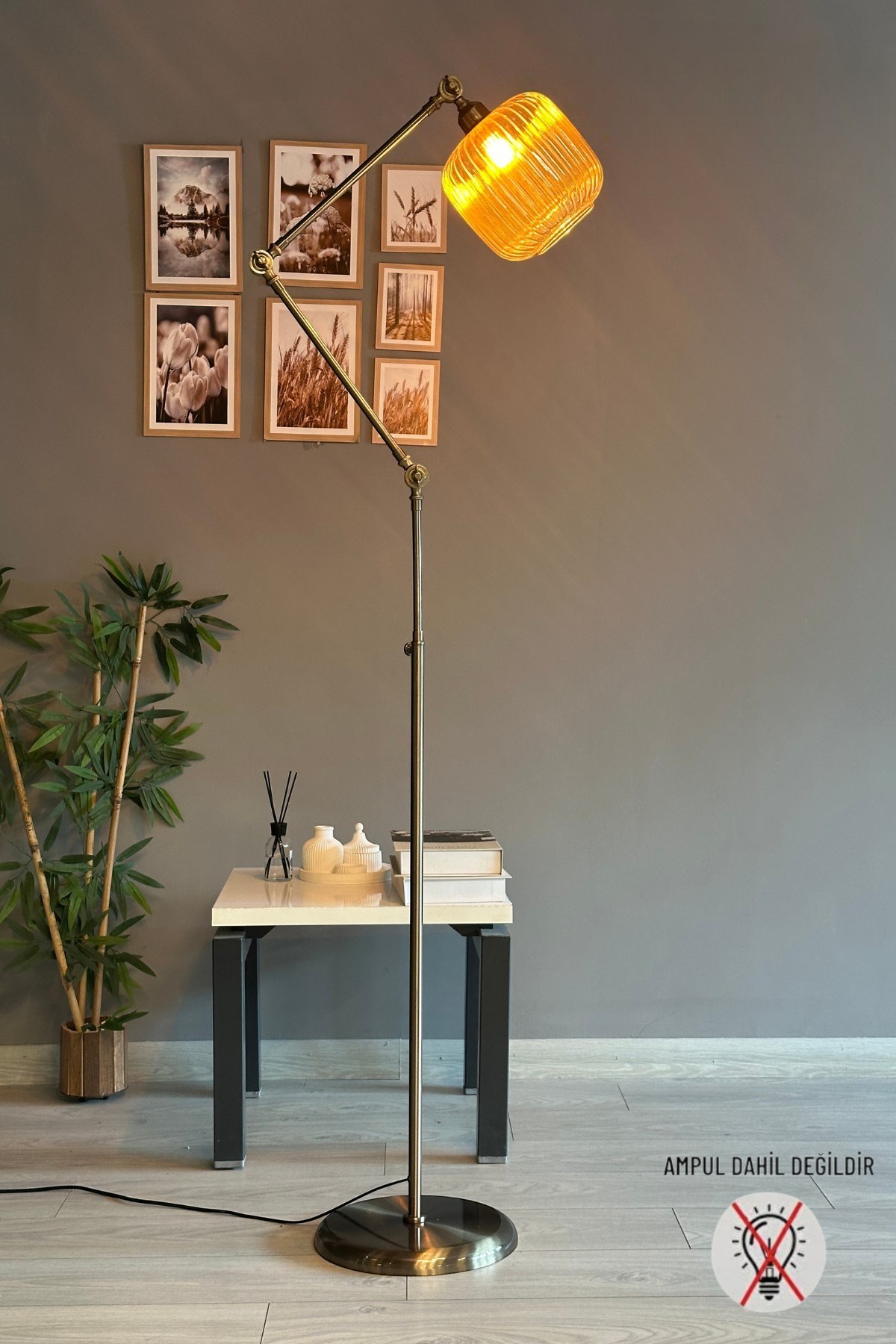 Mopa Bal Rengi Cam 3 Mafsallı Eskitme Gövde Metal Lambader Modern Dekoratif Zemin Lambası