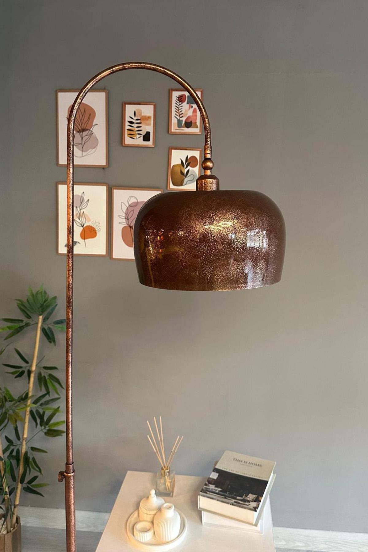 Patina Lambader Hareketli Başlık Modern Dekoratif Metal Oturma Odası Çalışma Odası Zemin Lambası