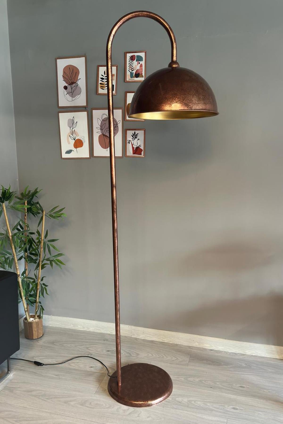 Patina Lambader Modern Dekoratif Metal Oturma Odası Çalışma Odası Zemin Lambası