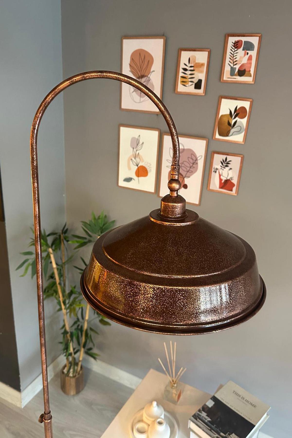 Patina Lambader Modern Dekoratif Metal Oturma Odası Çalışma Odası Zemin Lambası