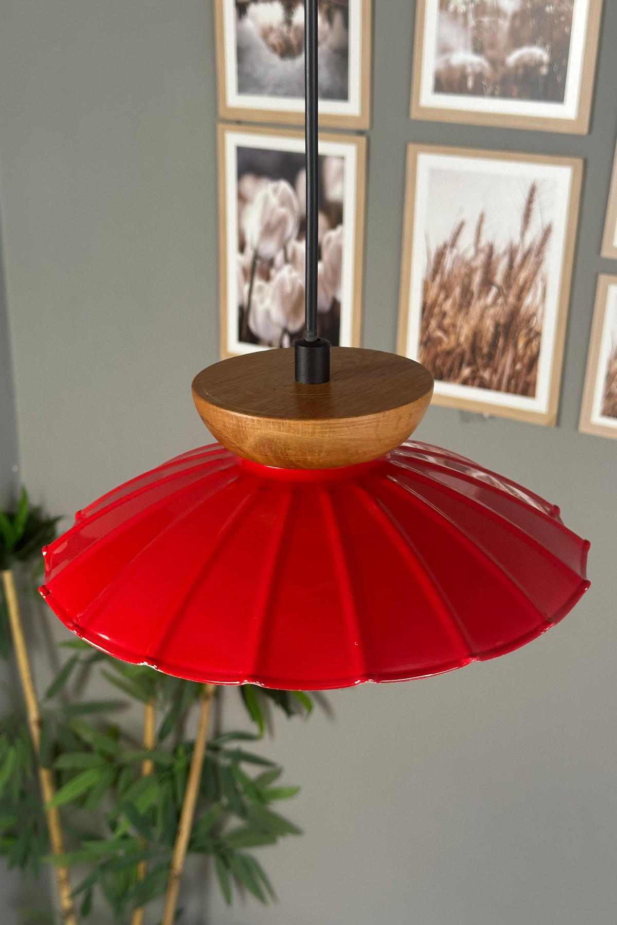 Risso Kırmızı Ahşap Tabak Tekli Metal Avize Cafe Mutfak Modern Dekoratif Sarkıt Aydınlatma