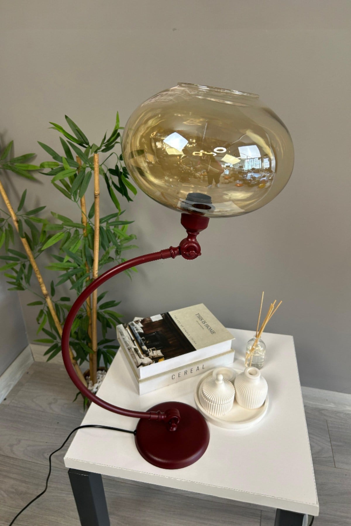 Solvia Abajur Bal Cam Vişne Kuğu Gövde Masa Lambası Masaüstü Aydınlatma Yatak Odası Başucu Lamba
