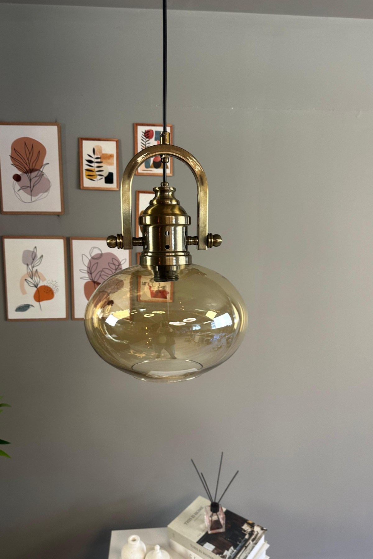 Solvia Cam Bal Rengi Tekli Avize Delikli Eskitme Başlık Retro Sarkıt Lamba Salon Aydınlatma