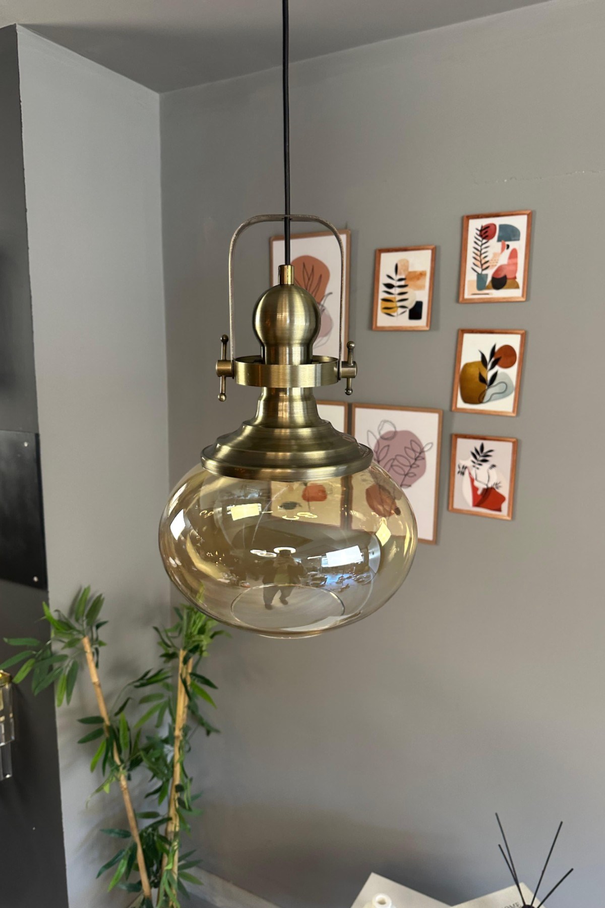 Solvia Cam Bal Rengi Tekli Avize Eskitme Başlık Retro Sarkıt Lamba Salon Aydınlatma