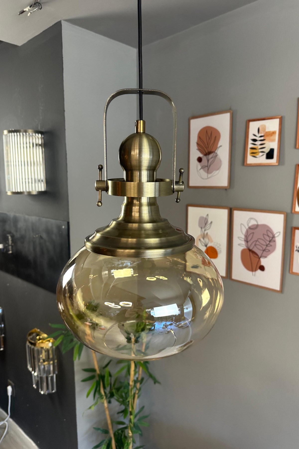 Solvia Cam Bal Rengi Tekli Avize Eskitme Başlık Retro Sarkıt Lamba Salon Aydınlatma