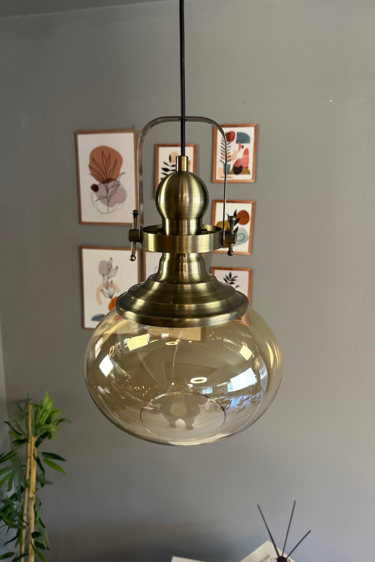 Solvia Cam Bal Rengi Tekli Avize Eskitme Başlık Retro Sarkıt Lamba Salon Aydınlatma